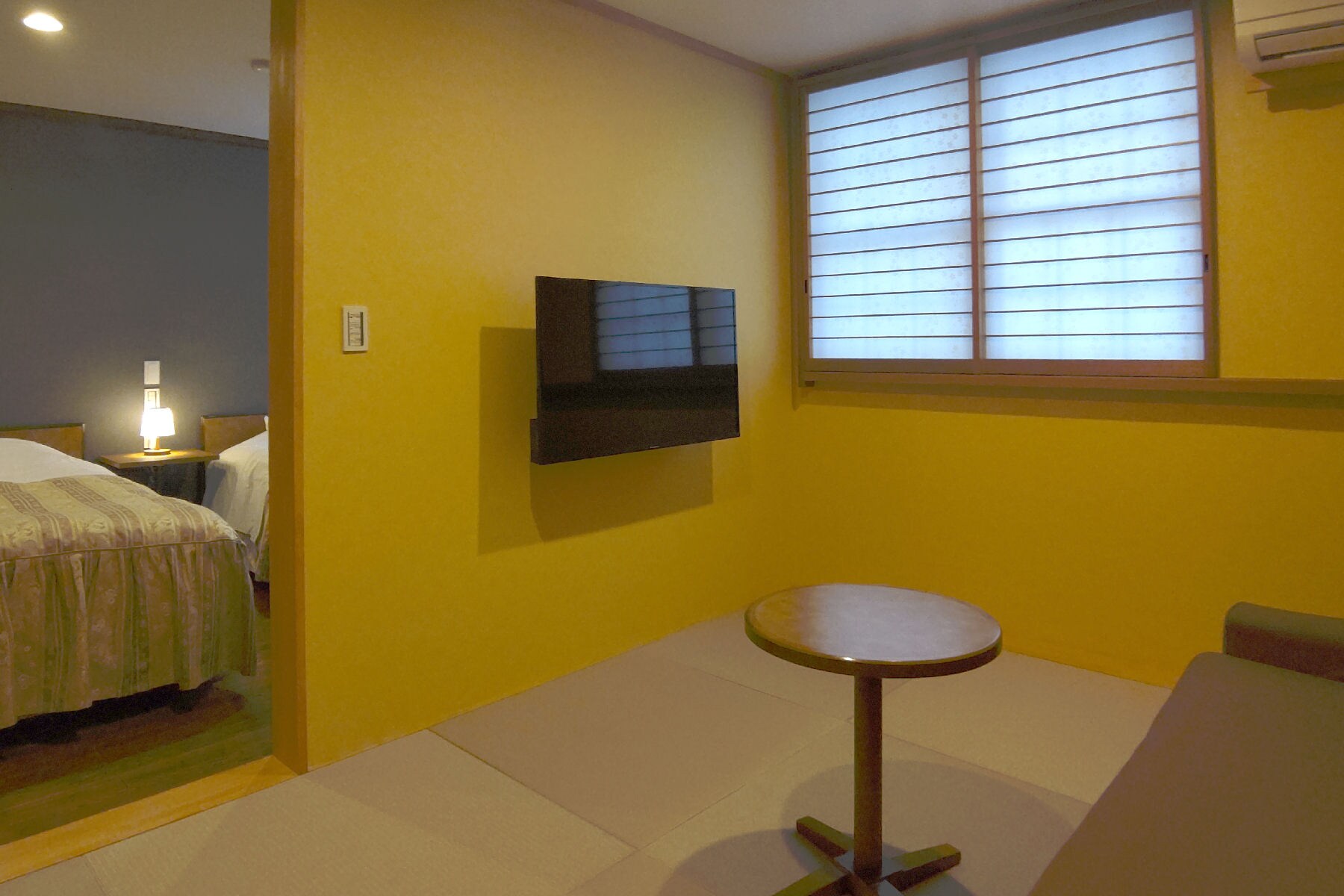 Kamar bergaya Jepang-Barat