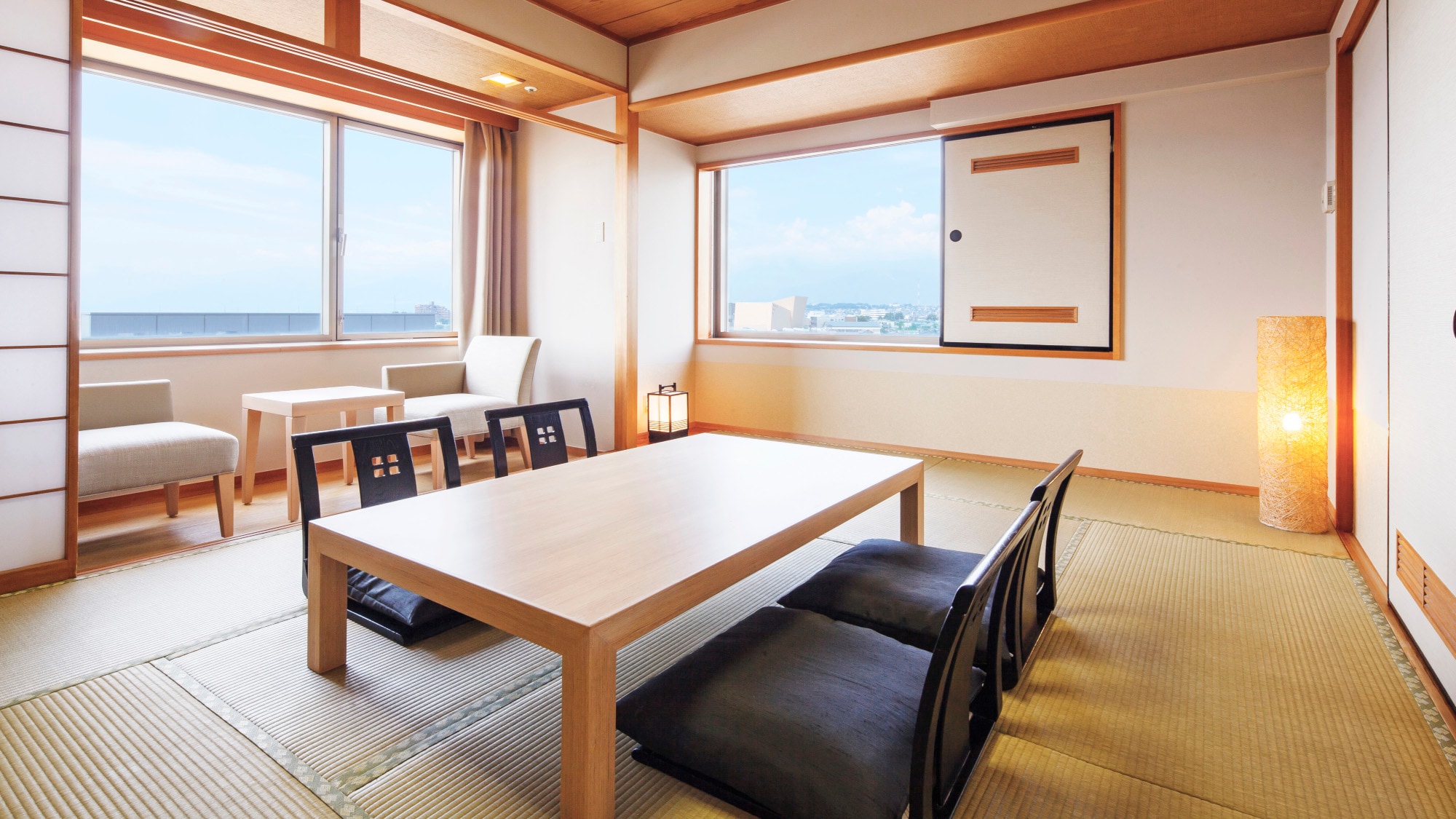 [Japanese-style room] Deluxe [5th and 6th floors, 12 tatami mats]