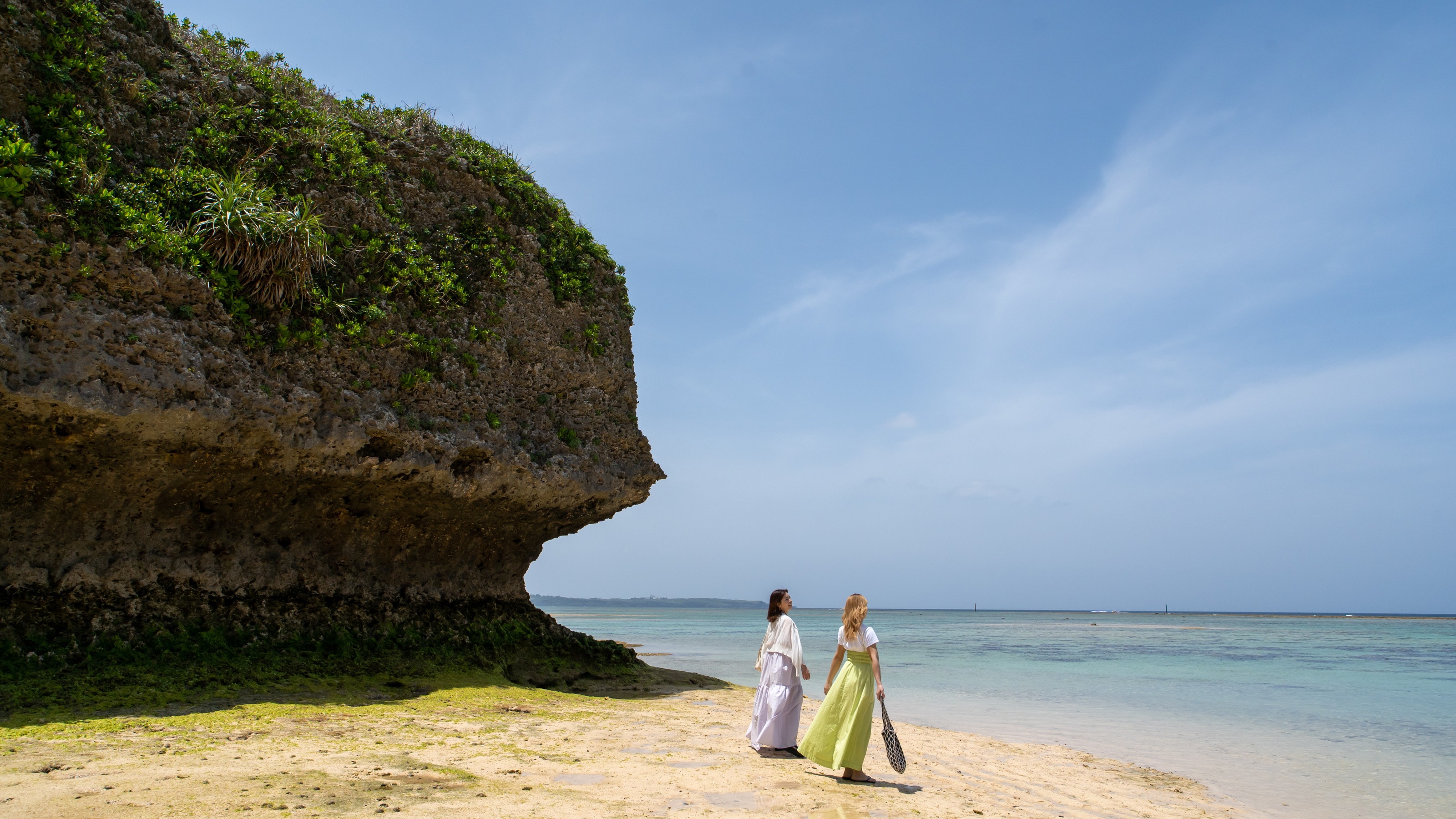 A hidden gem just a 3-minute walk away: Zane Beach