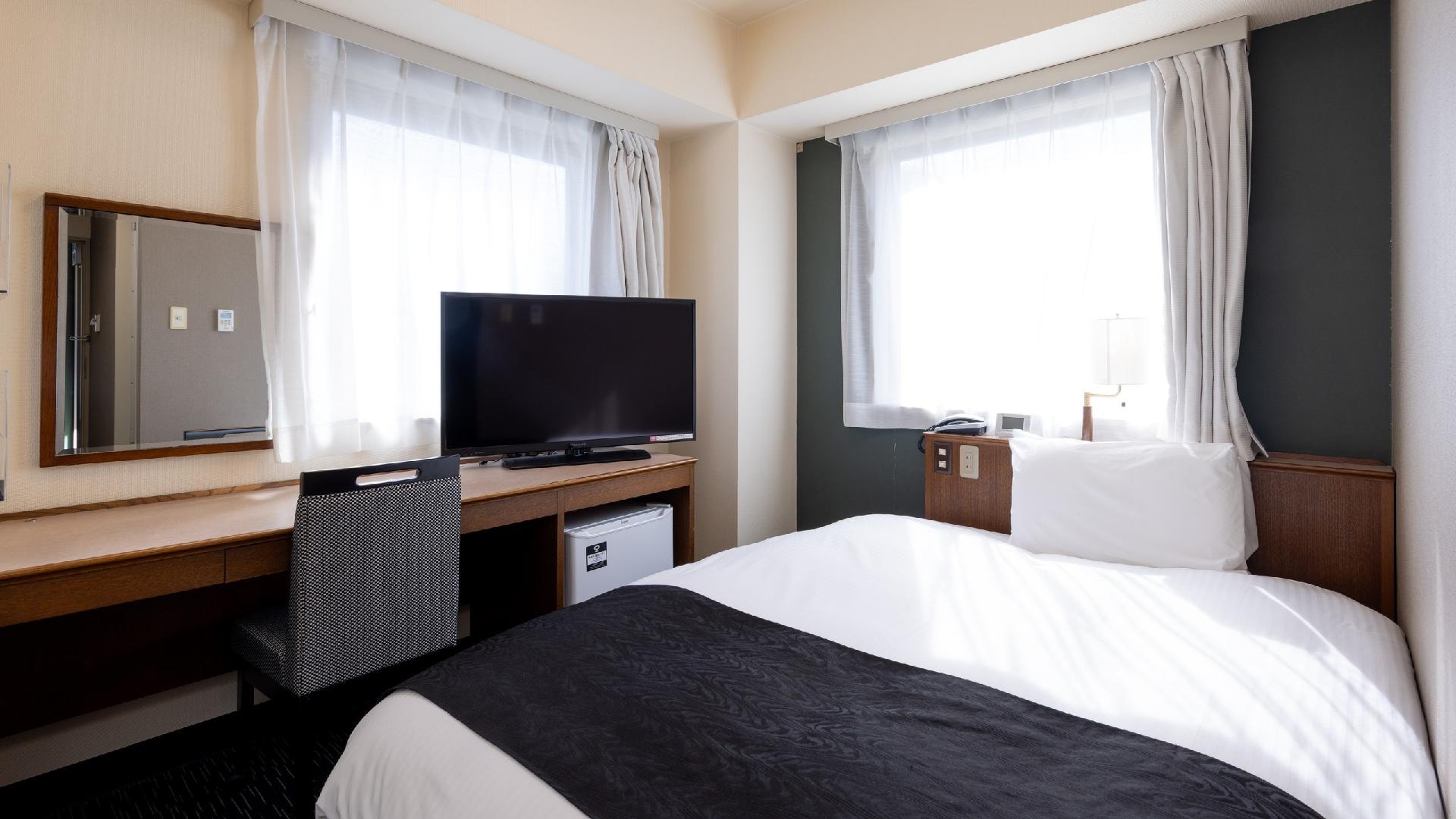 Single bed width 120~140cm