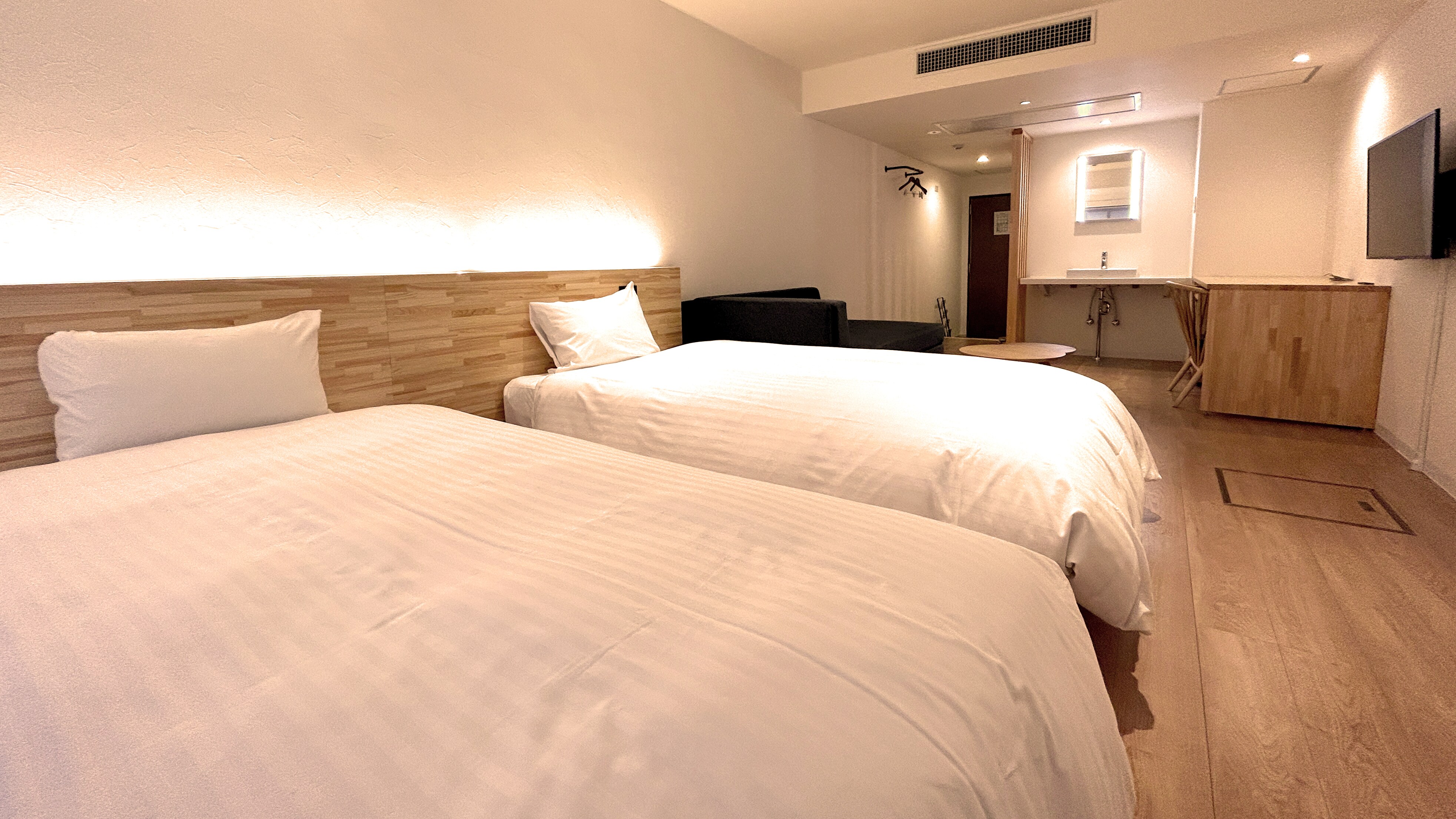 [Non-smoking flooring twin]