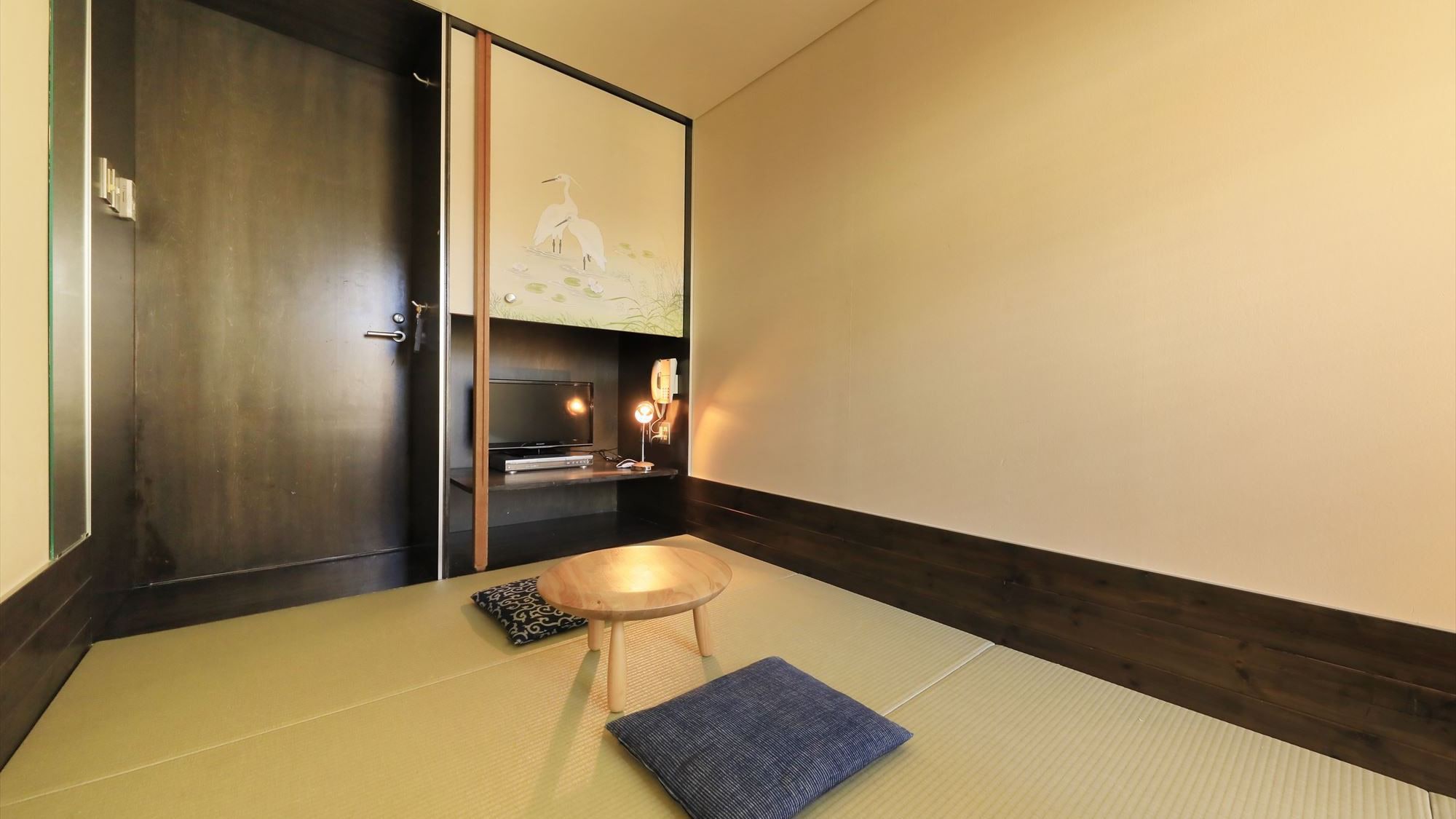 [Double Room] A comfortable tatami room.