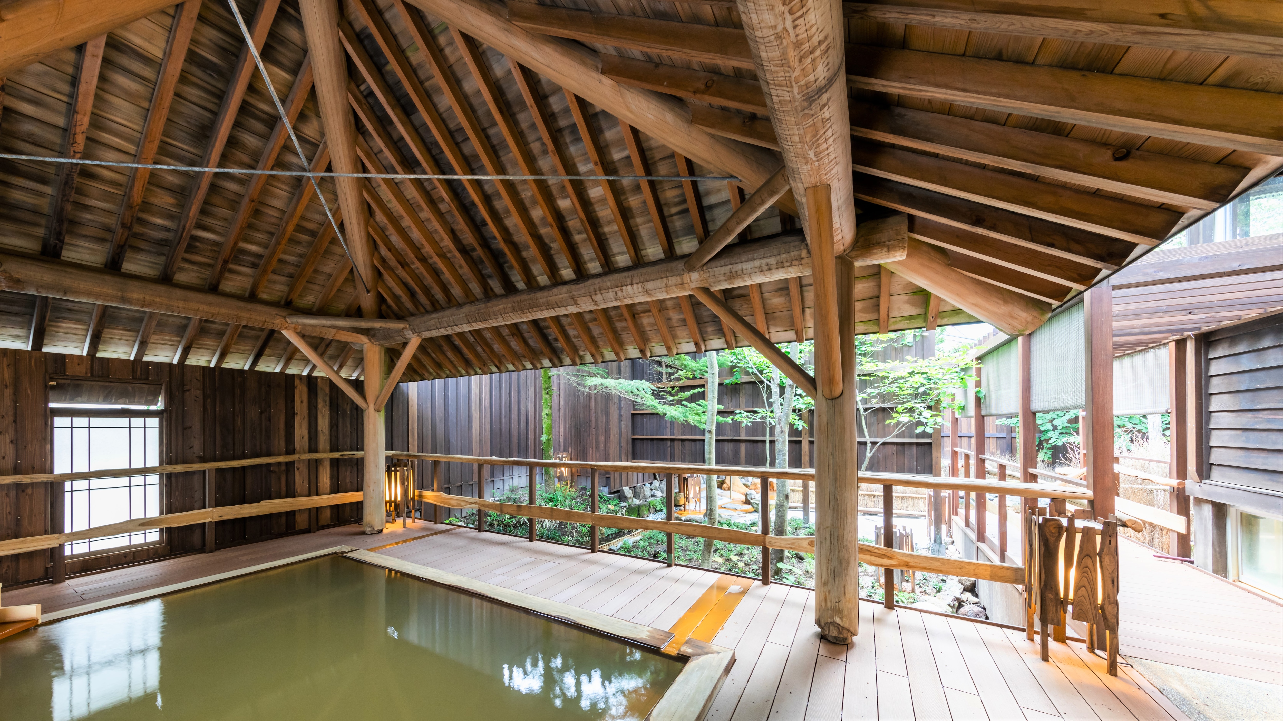 ◆ [Large communal bath] Japanese cypress open-air bath