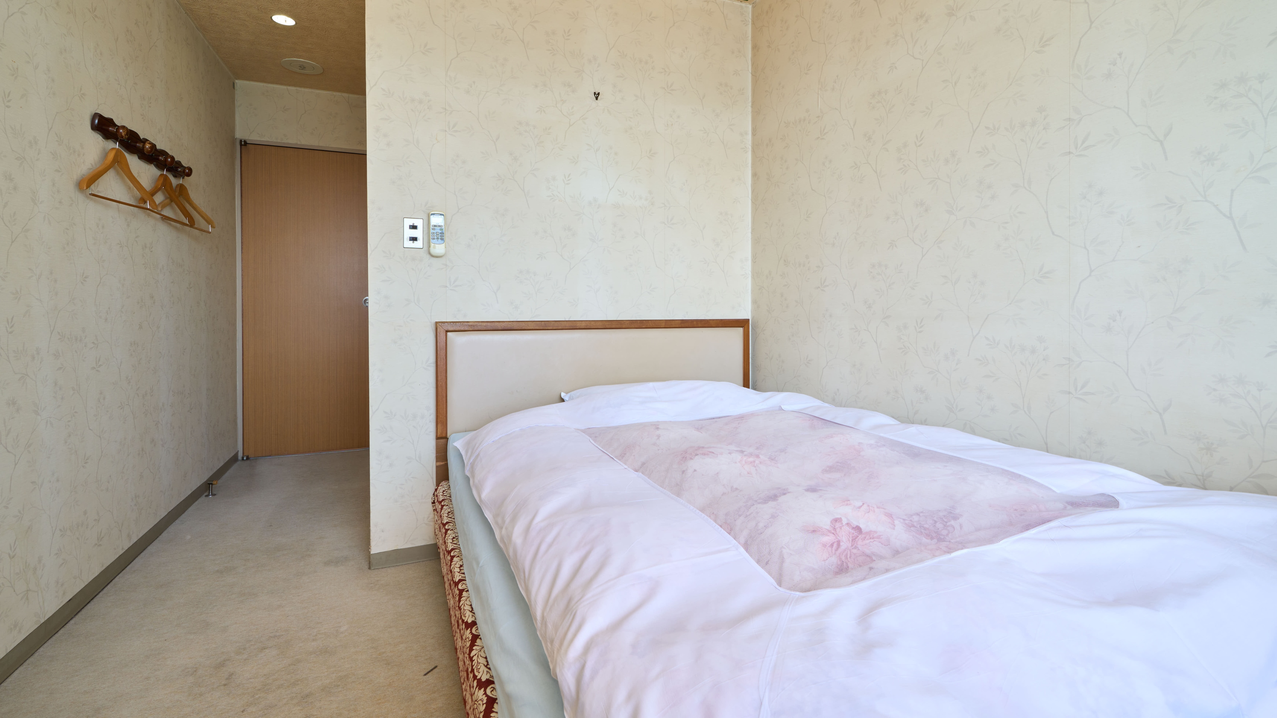 [Non-smoking] Single room