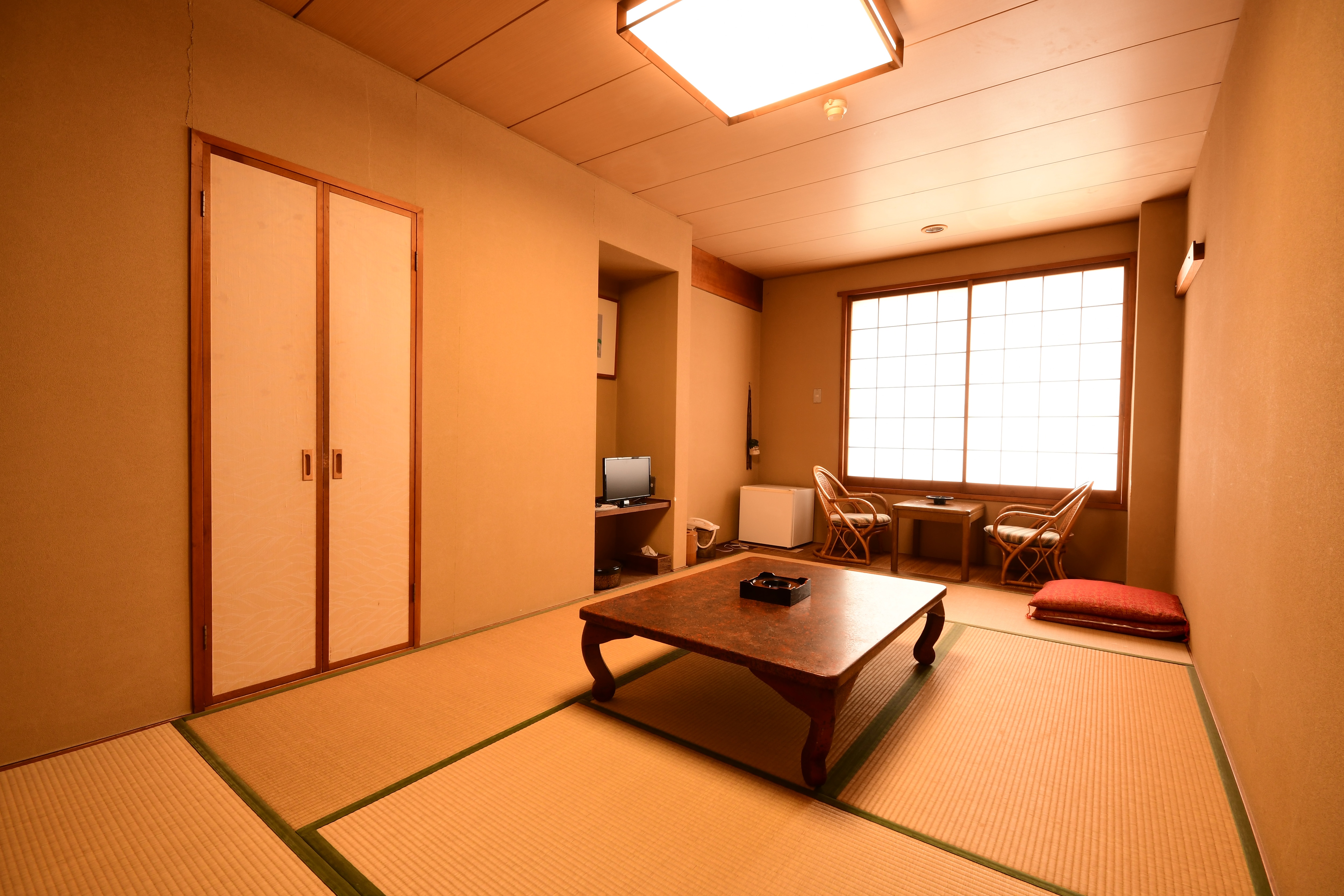 <Ưu đãi lớn> Một ví dụ về phòng nghỉ theo phong cách Nhật Bản rộng 7,5 tatami có giá trị tuyệt vời mặc dù bạn không thể nhìn thấy đại dương