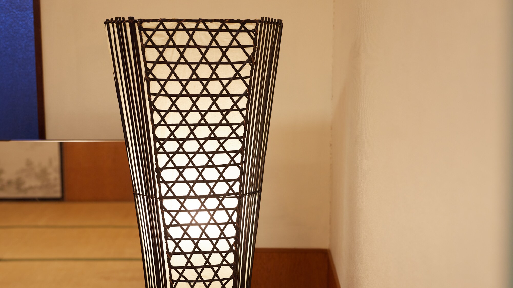 Japanese-style room for 1-8 people