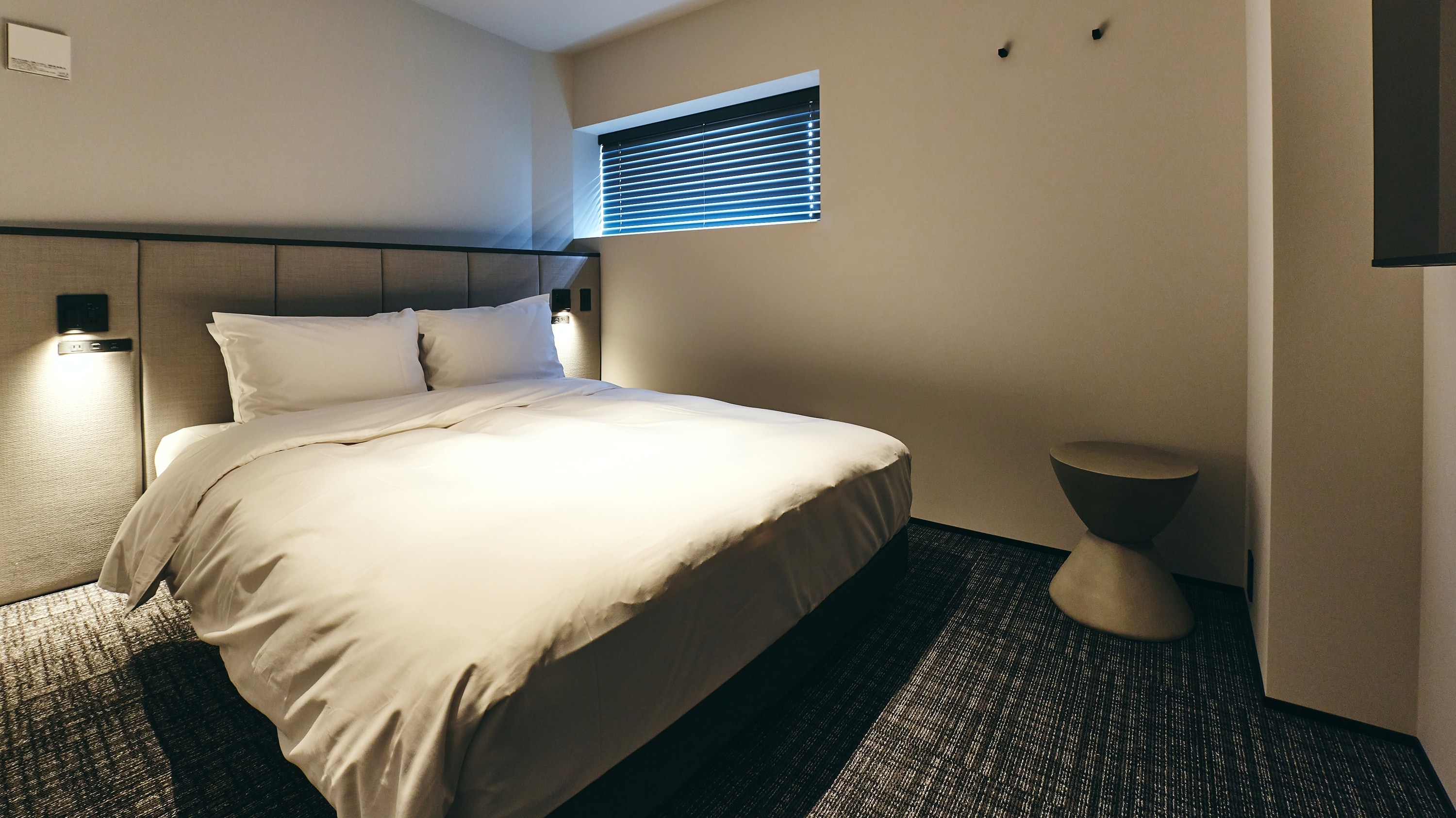Junior Suite (Double) / Bedroom