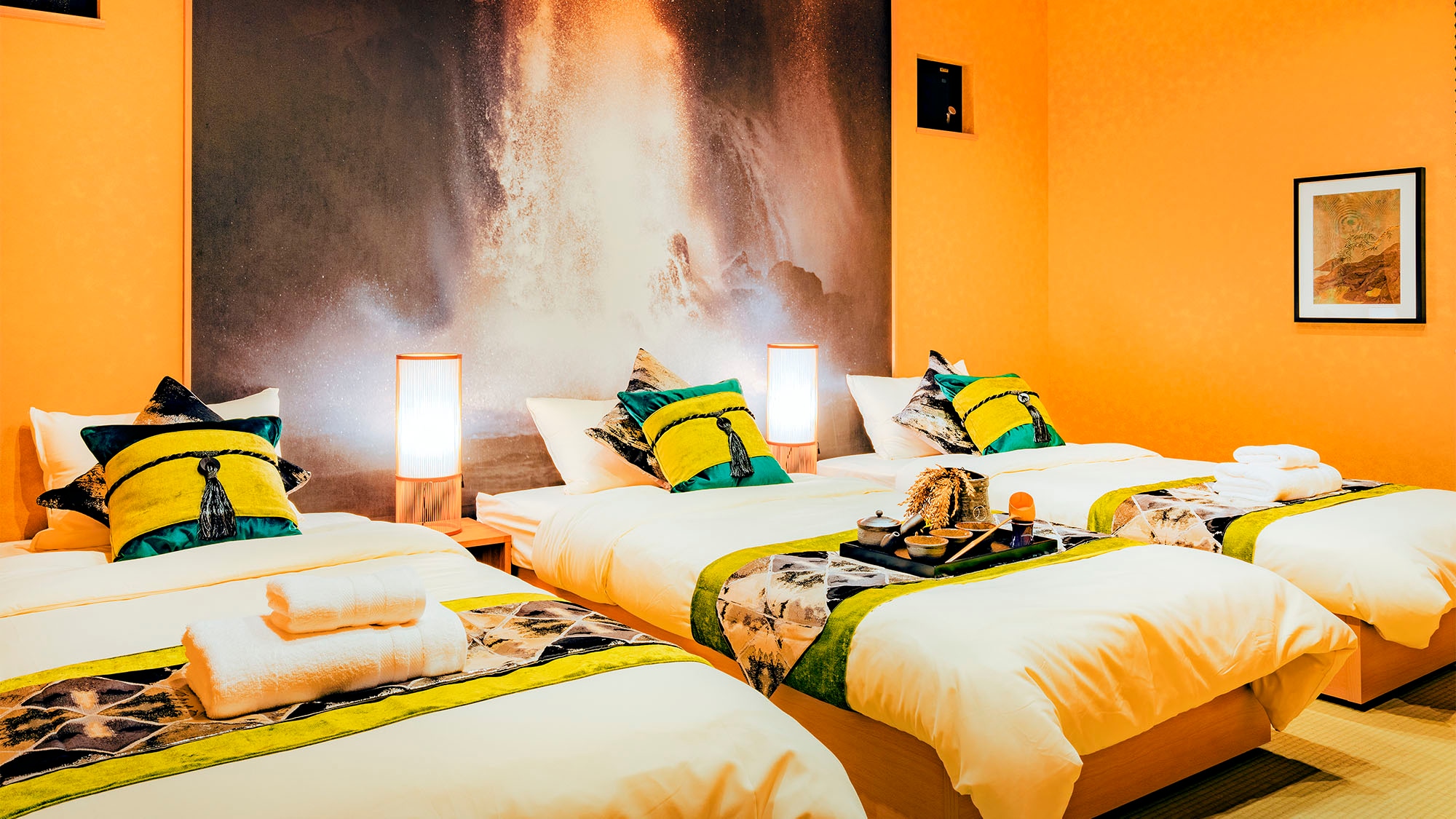 ・ [Example of Japanese and Western room] Bedroom packed with the goodness of Japanese and Western