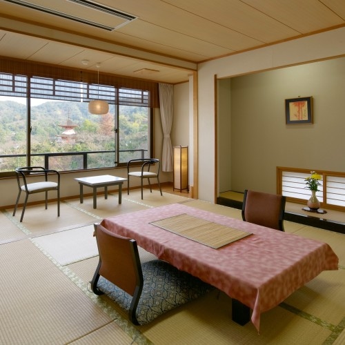 Mountain side guest room image