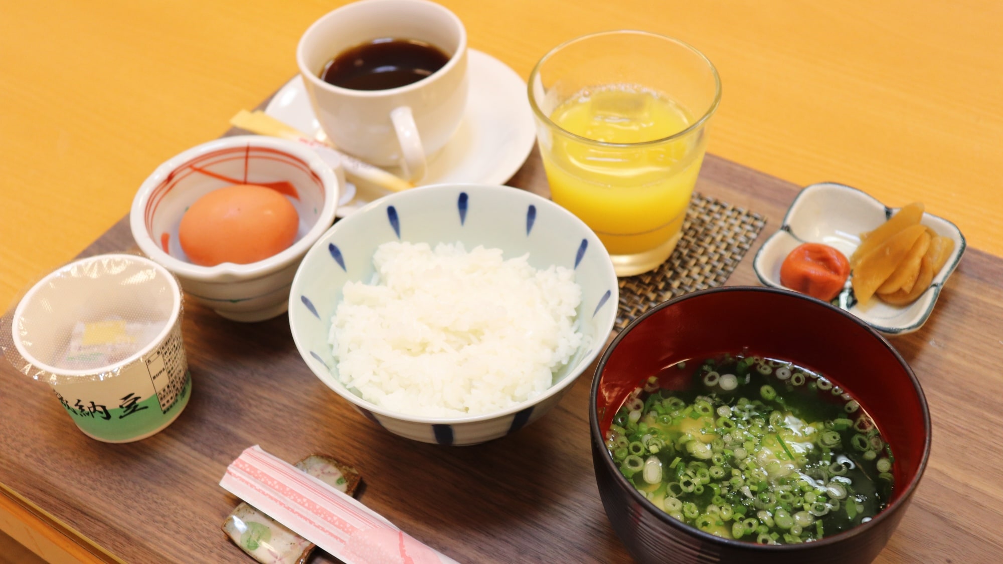 Egg set