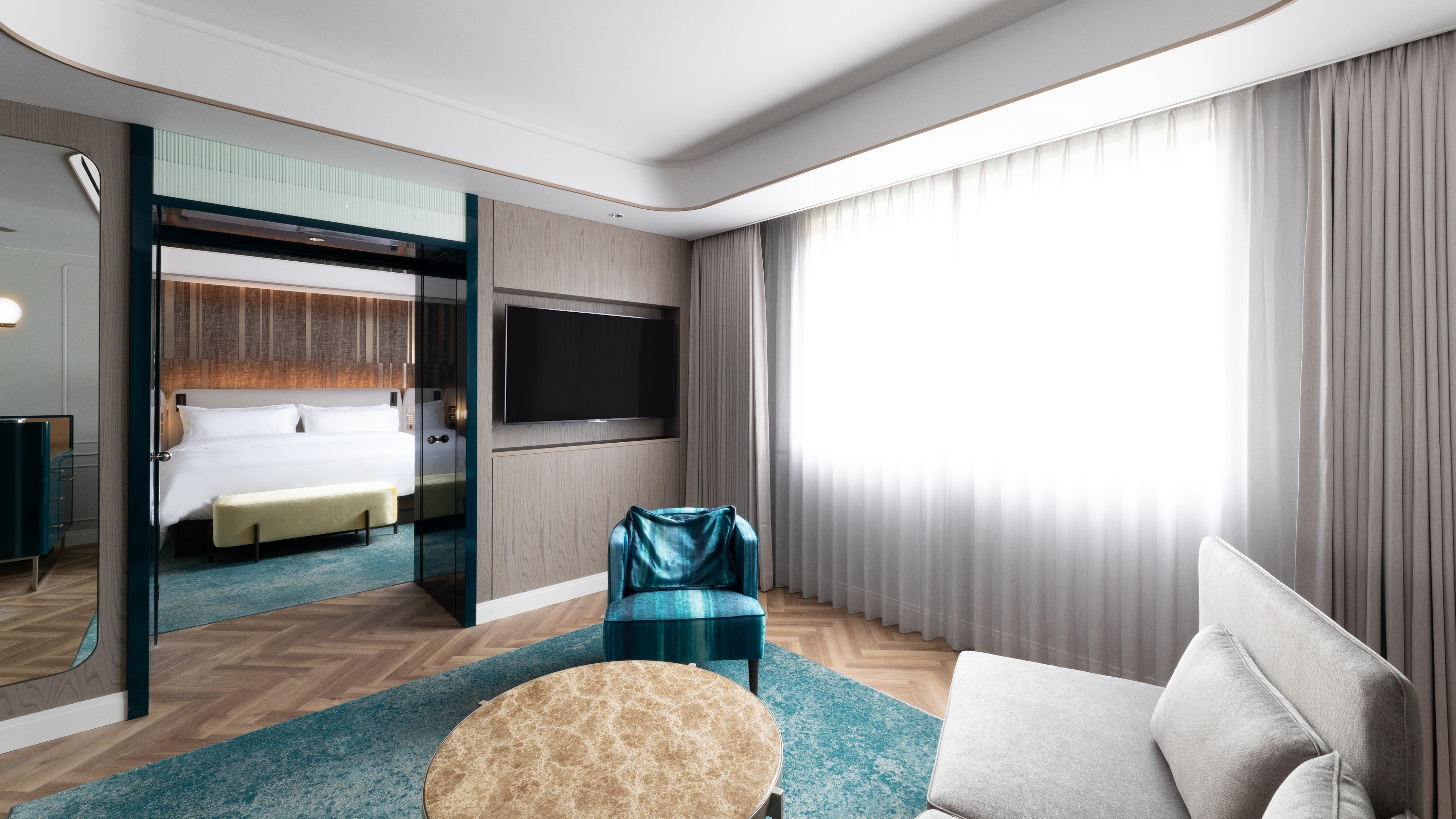 Junior Suite 1 King Bed