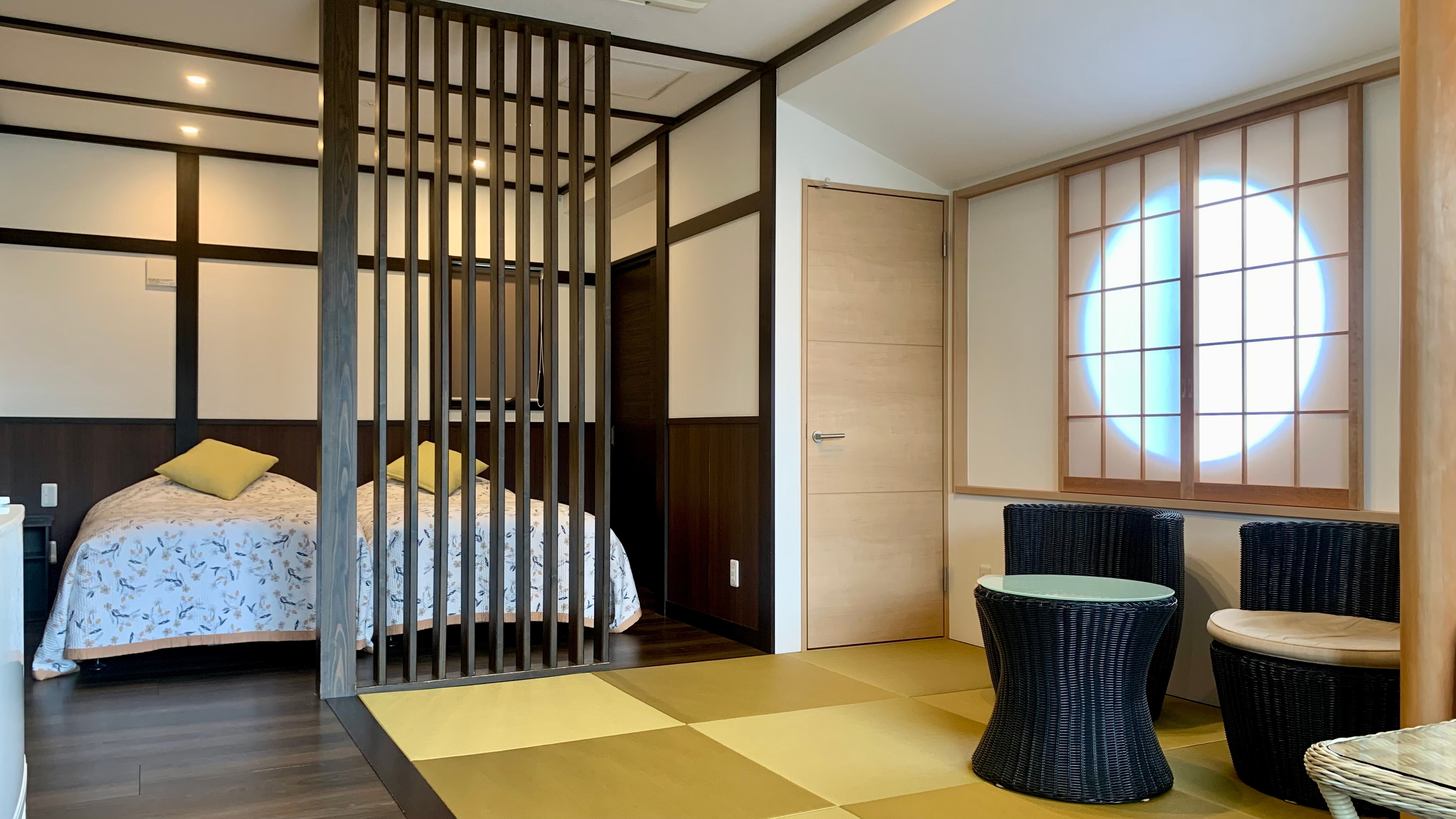 Twin bed and tatami area [Yume Grand Twin]