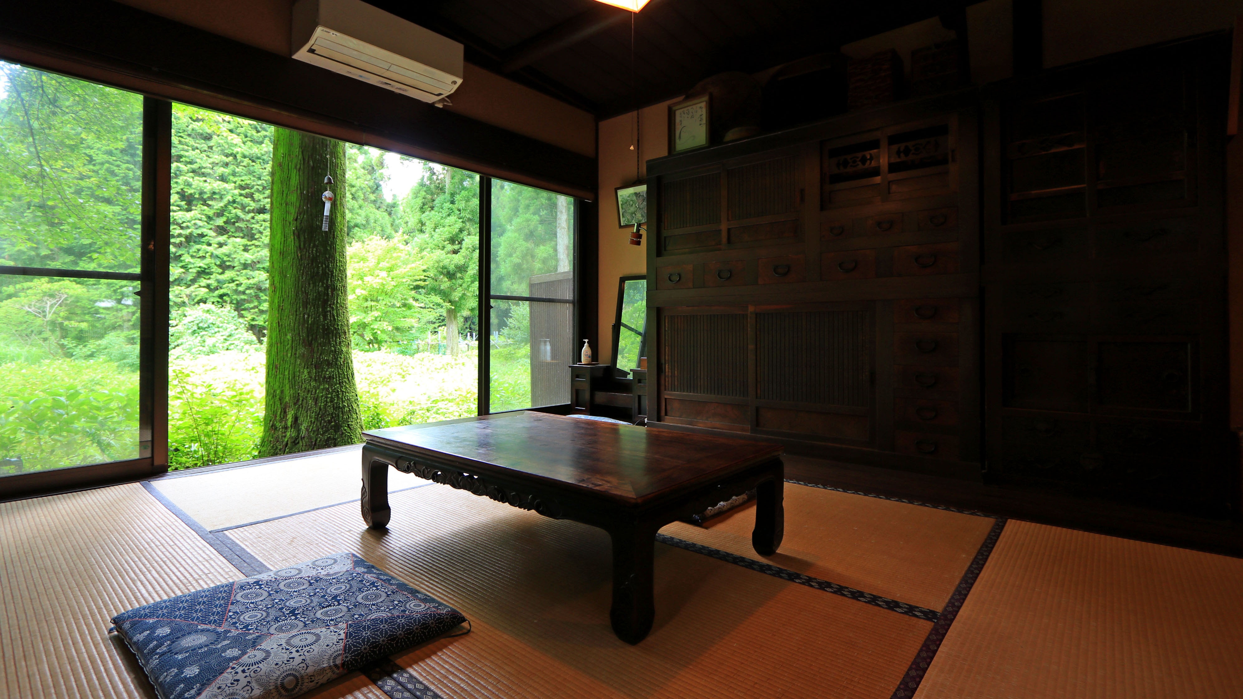 [整座建築內]