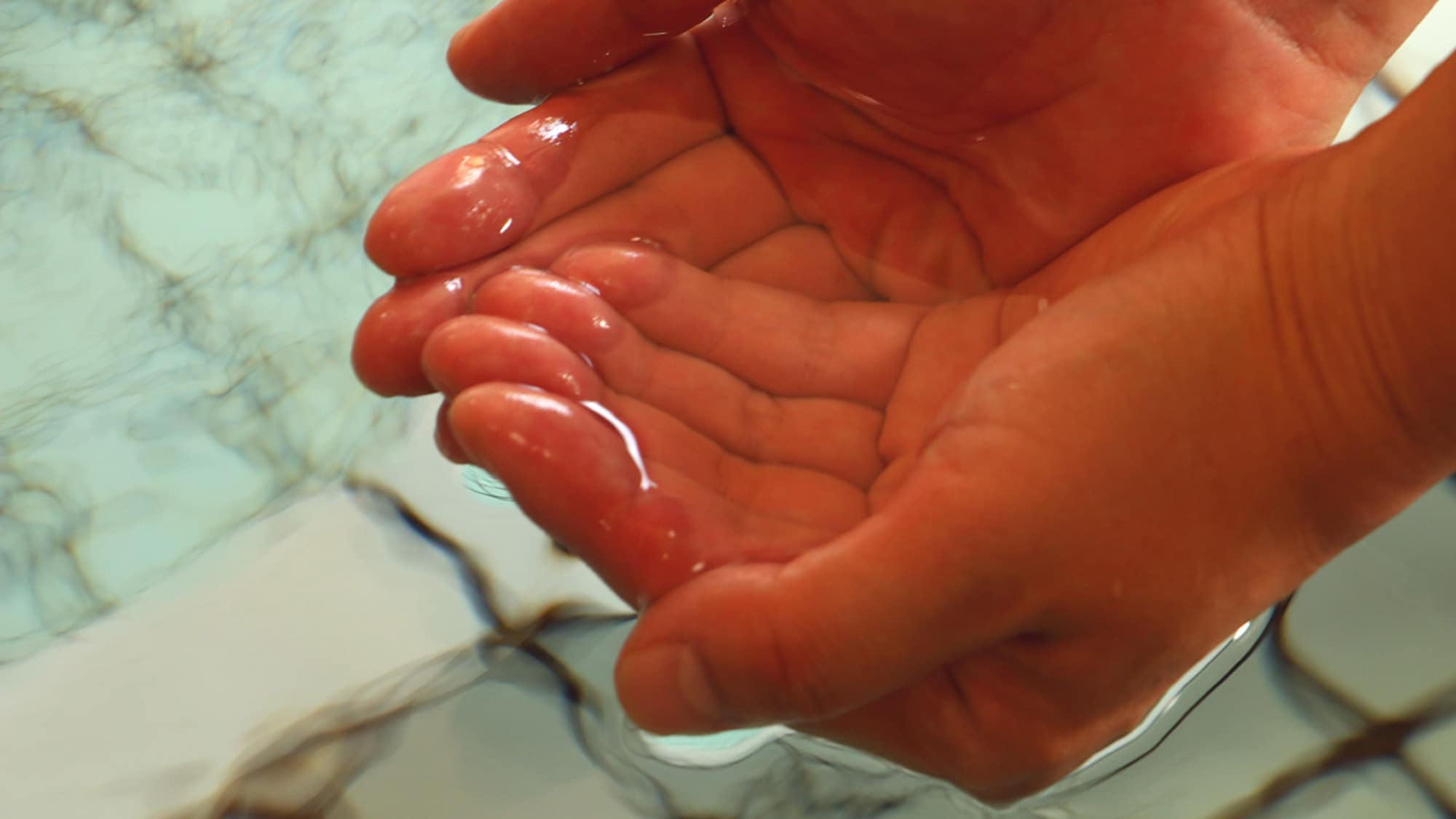 ■ [Hot spring] Hot spring that is gentle on the skin and leaves it smooth