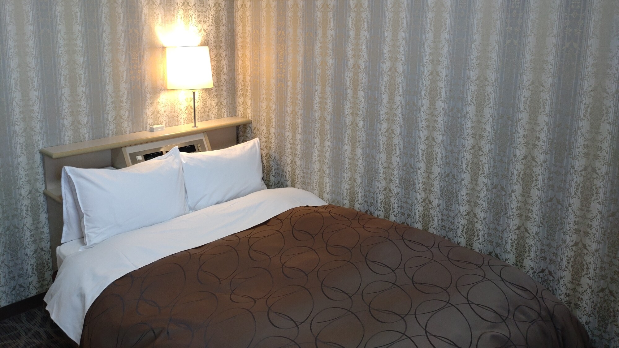 ◆Semi-double room/14m², bed width 120cm (1 unit).