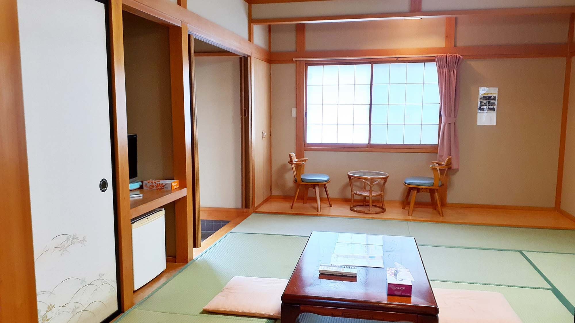 ・＜Kamar paviliun/gaya Jepang＞ Dapat menampung hingga 4 orang.