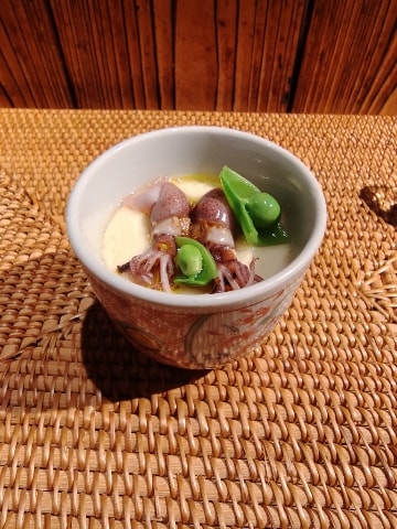 ホタルイカとエンドウの茶碗蒸し.jpg