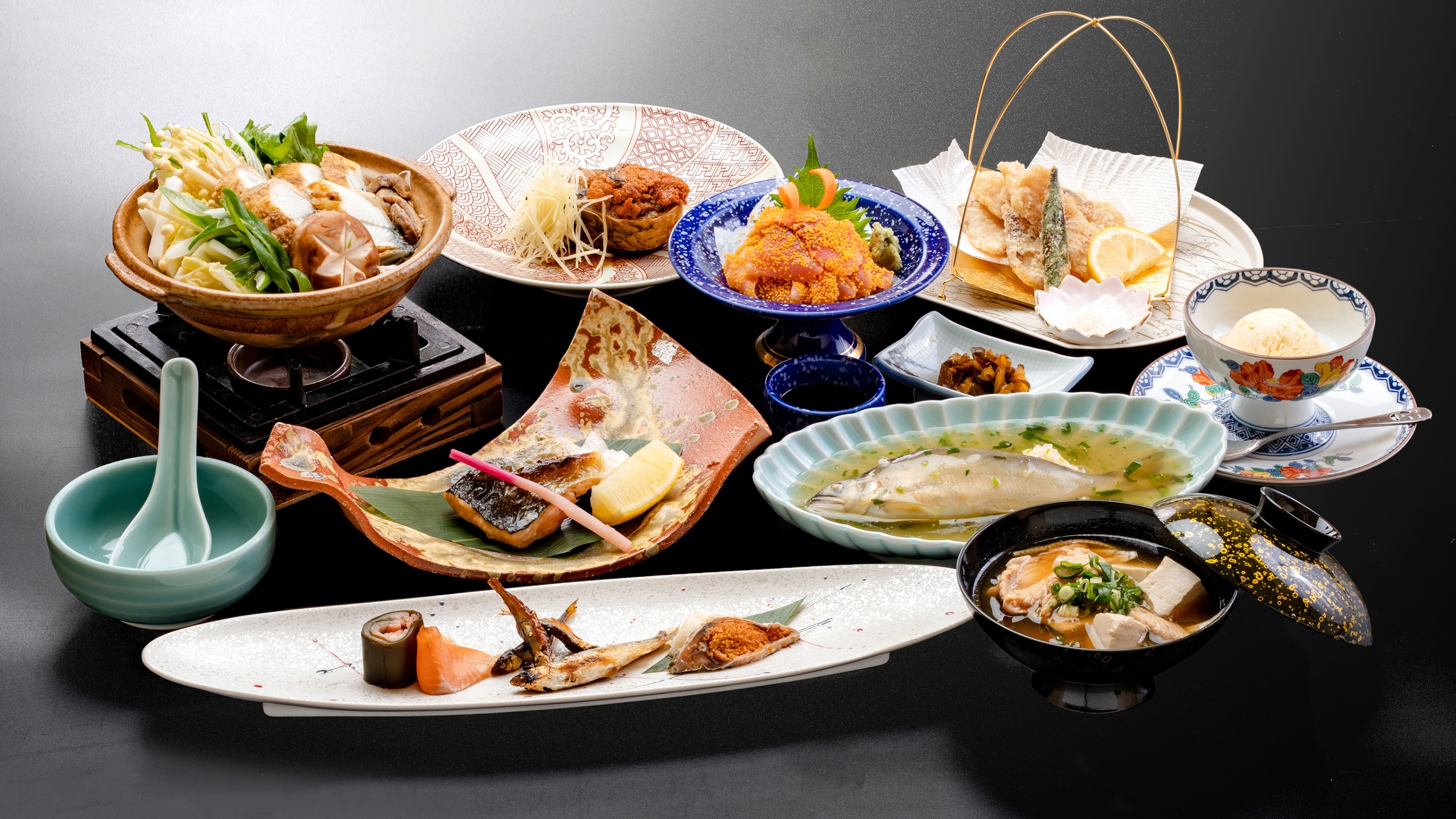 *[湖魚懷石料理範例] 享用由我們自己的捕魚船隊捕獲的新鮮湖魚製成的獨特美食。