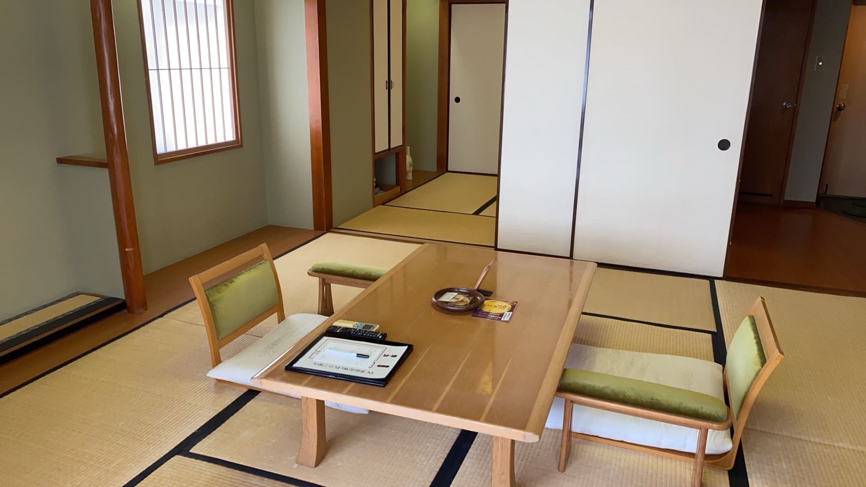 Japanese-style room (8 tatami mats + 4.5 tatami mats)