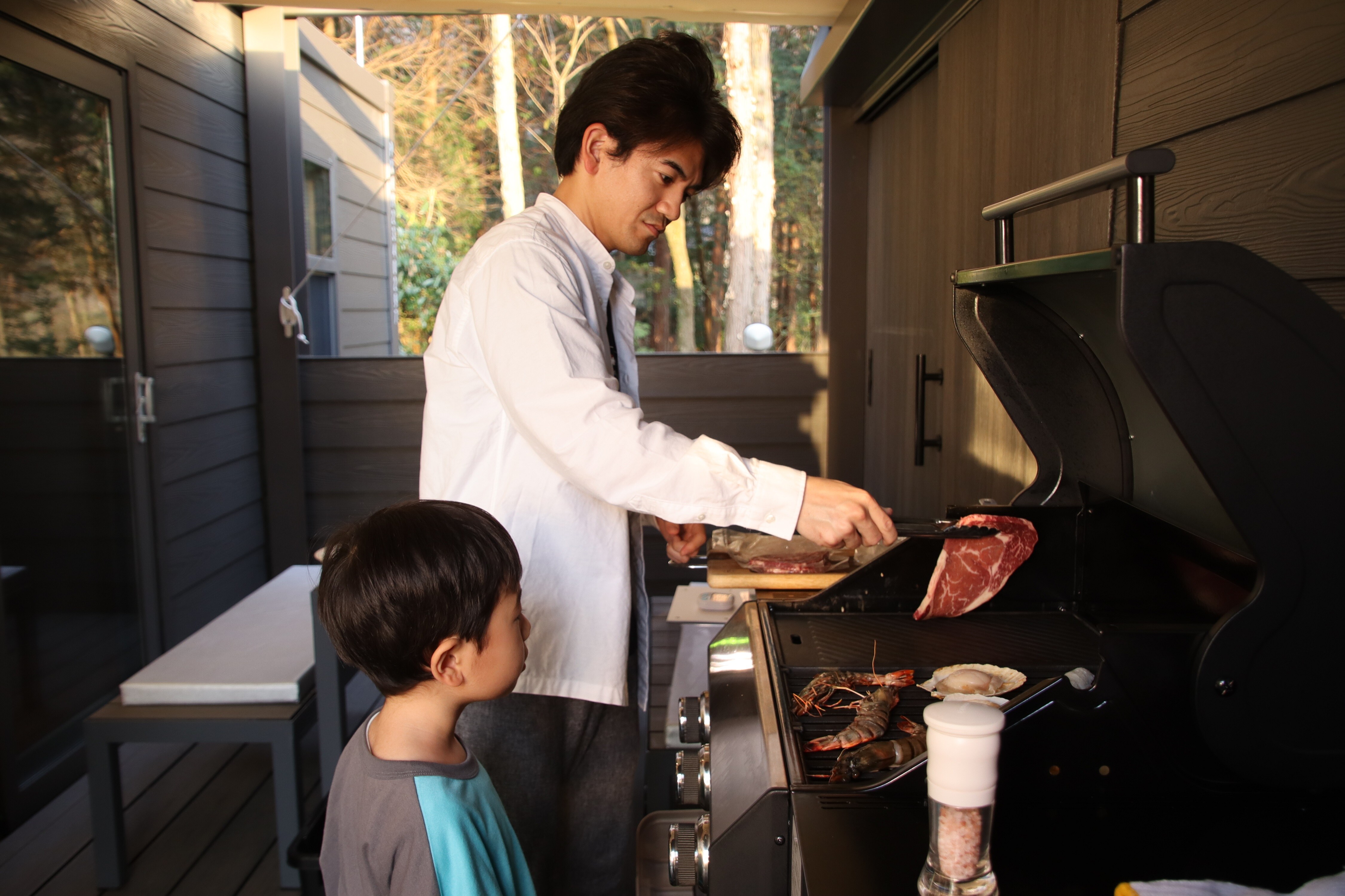 세련된 글램핑 캐빈 BBQ 그릴
