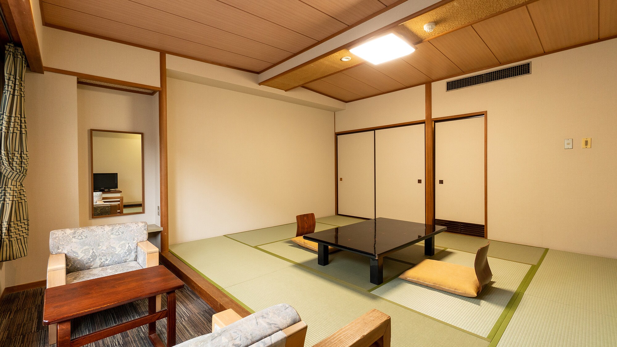 Old building Japanese-style room 10 tatami mats