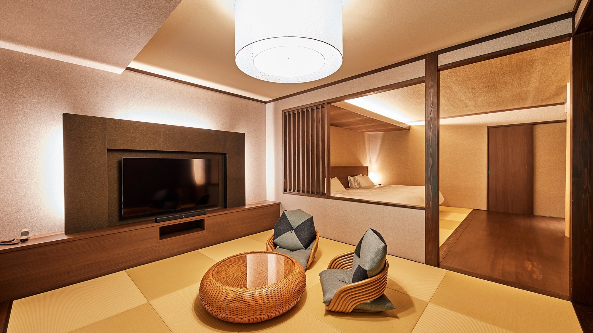 Japanese-style Junior Suite / 68.8㎡ / A spacious Japanese-style room with a bed