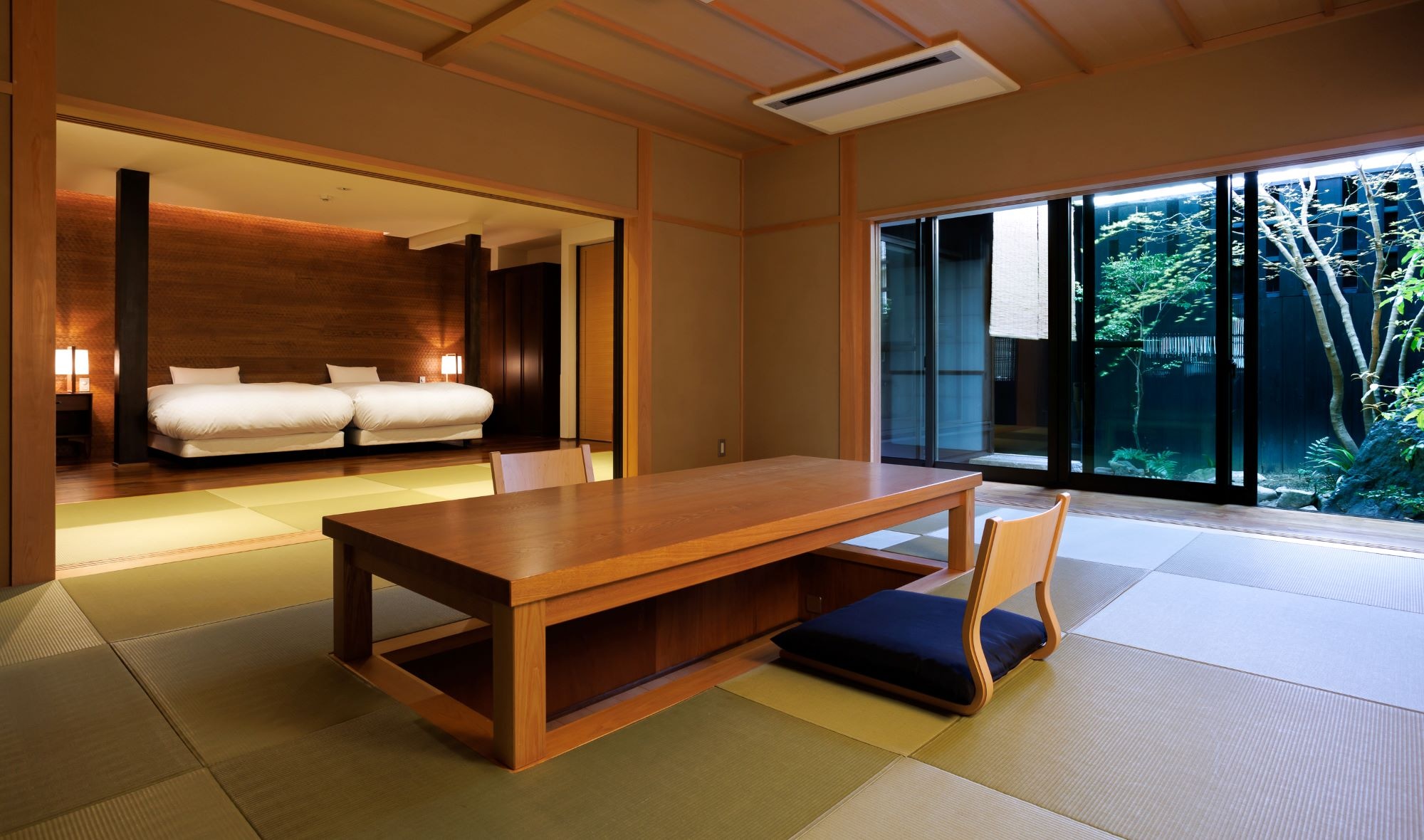 Garden Japanese-style bedroom