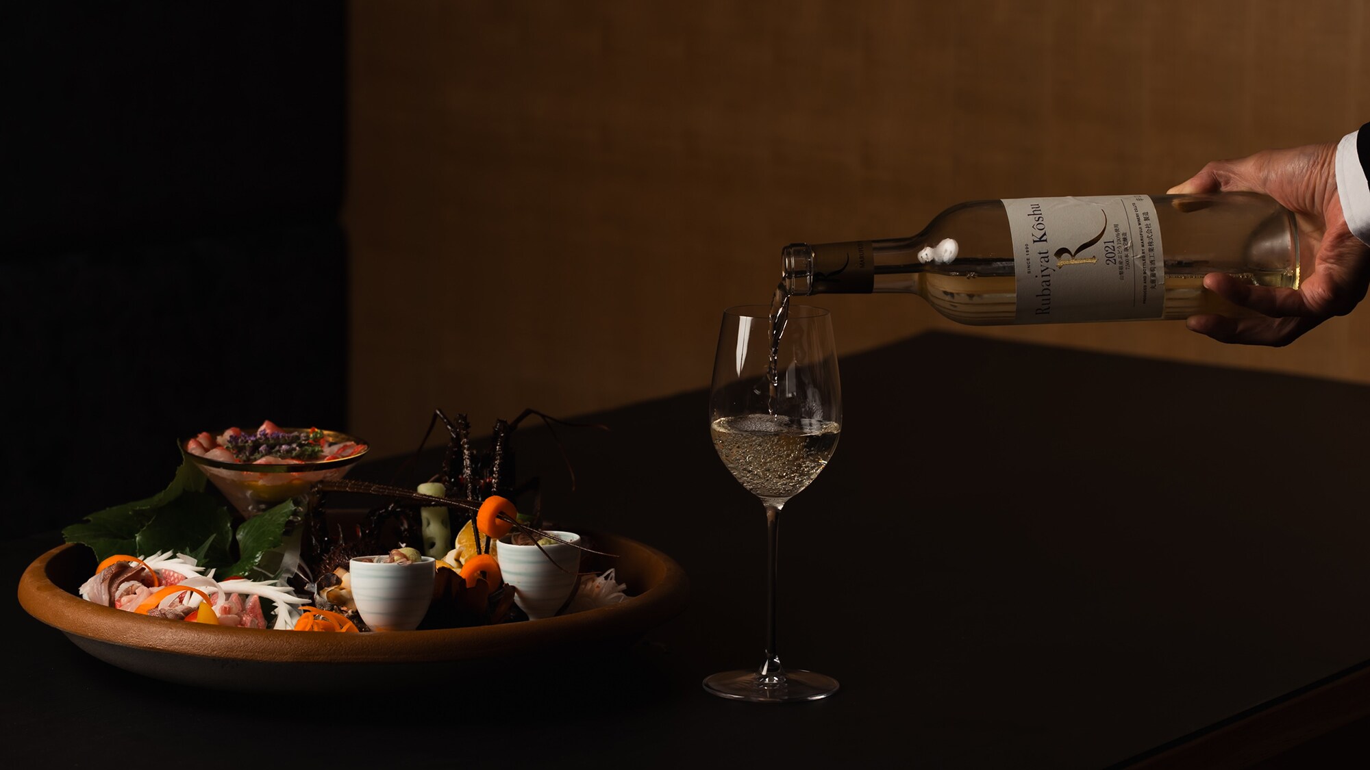 [ยกระดับประสบการณ์การรับประทานอาหาร] + เครื่องดื่มที่เข้ากัน 3 แก้ว