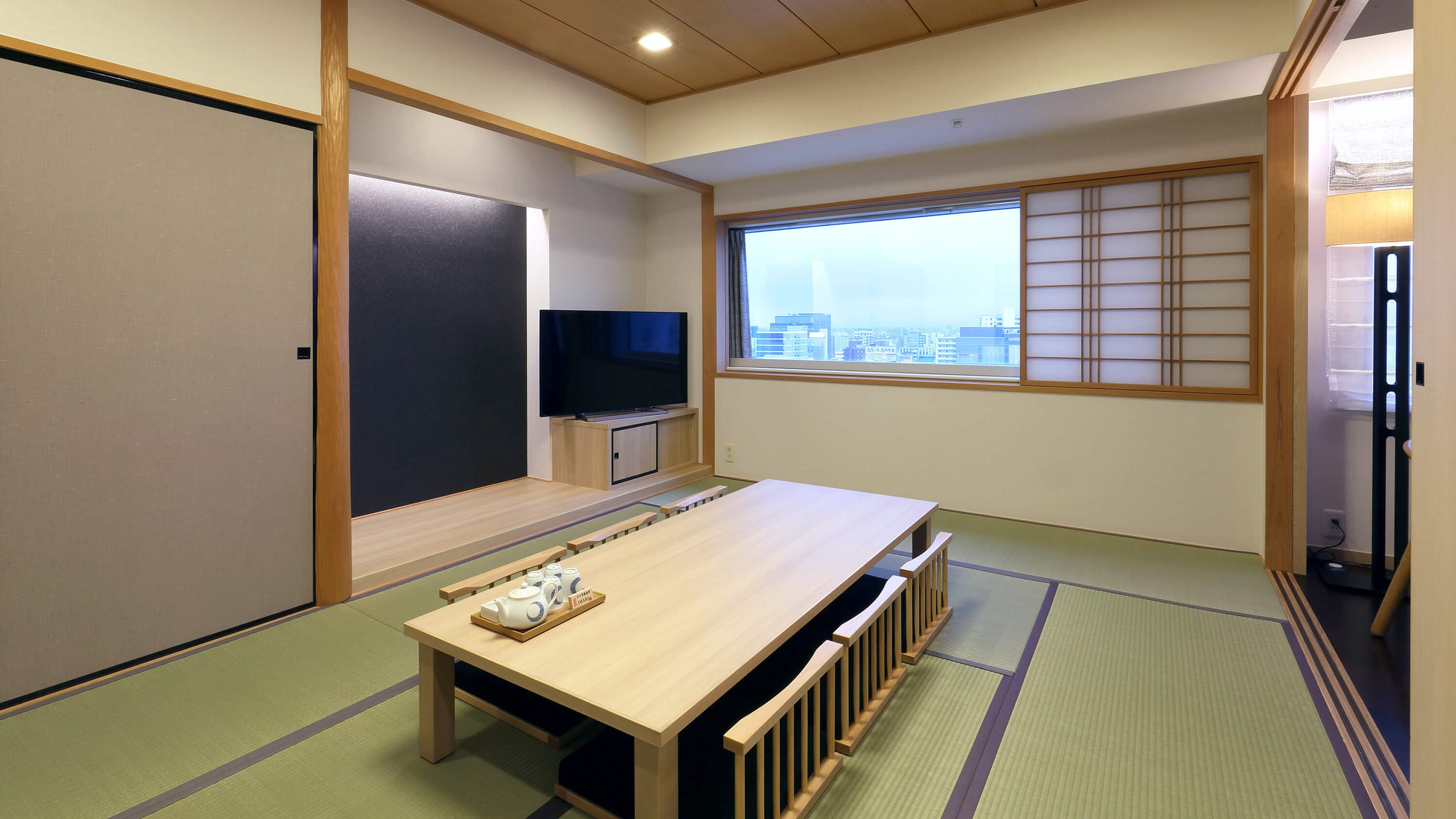 JAPANESE STYLE / Comfort Japanese / Western room 56.1㎡