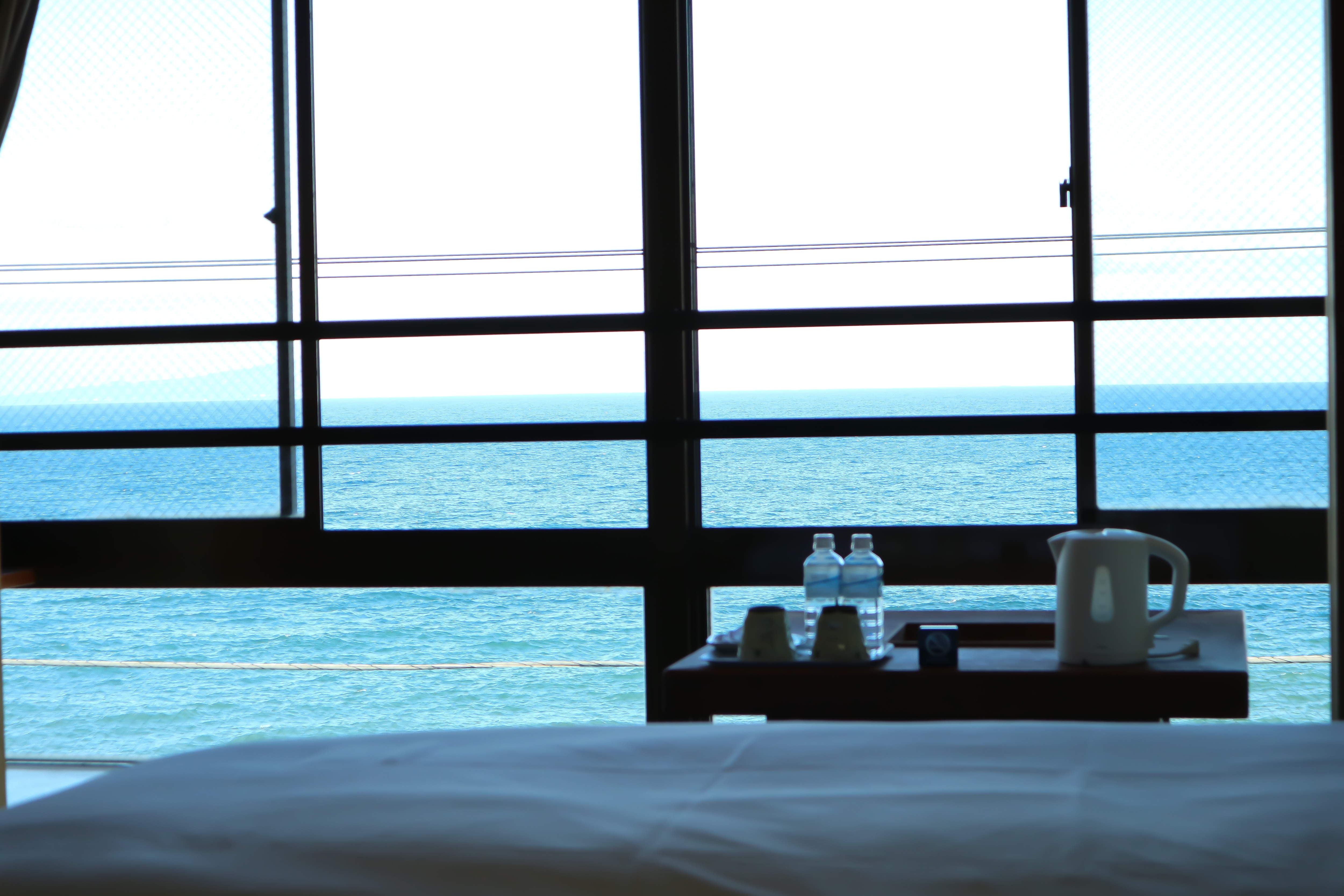 All rooms have ocean views