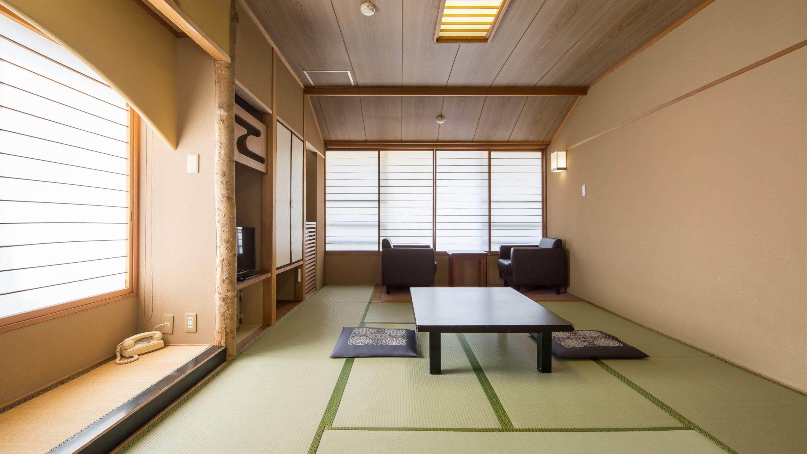 Phòng kiểu Nhật (10 tấm chiếu tatami) (ví dụ)