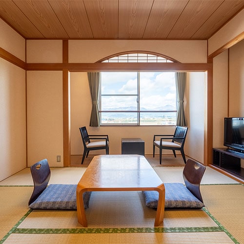 Japanese-style room 8 tatami mats