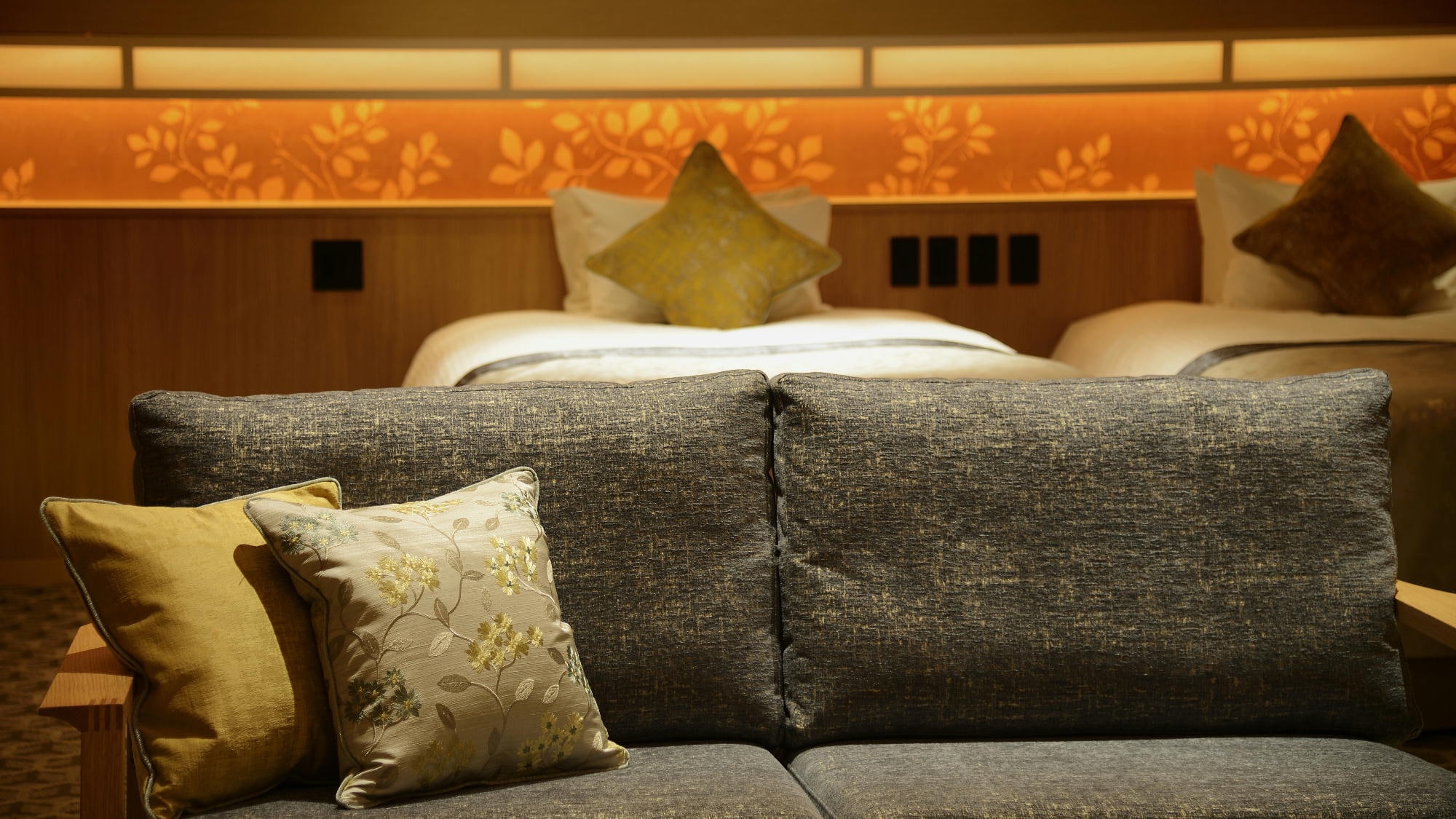 [With open-air hot spring bath] Luxury Suite / 104 square meters