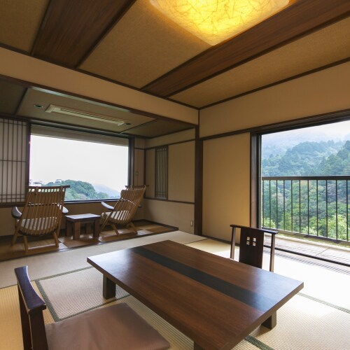 附半露天温泉浴池的特别房（转角房）/10张榻榻米+床（59平方米）