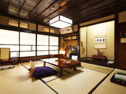 An example of a guest room (10 tatami mat type)
