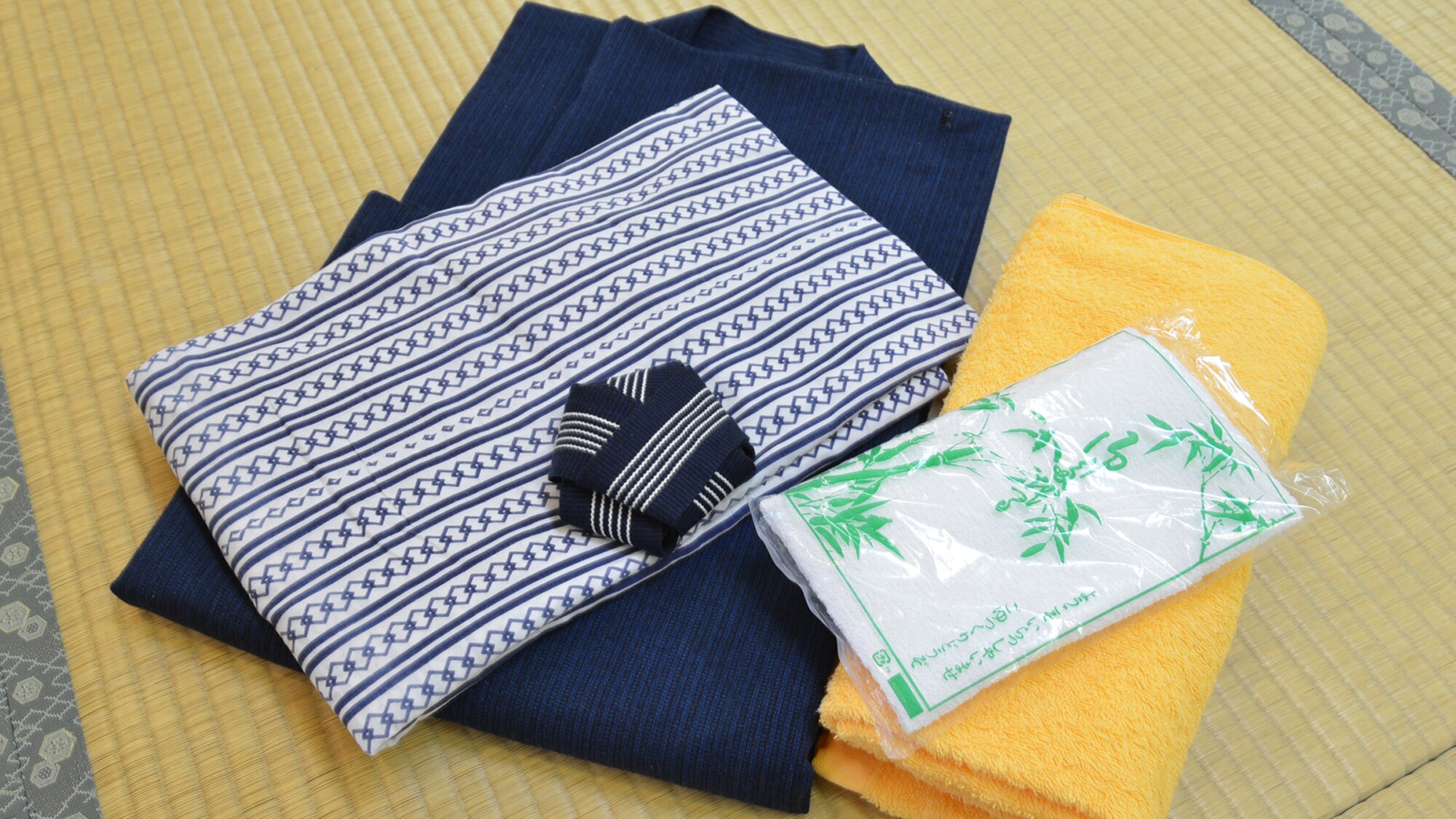 *Fasilitas kamar tamu termasuk handuk, jubah yukata, sikat gigi, dll.
