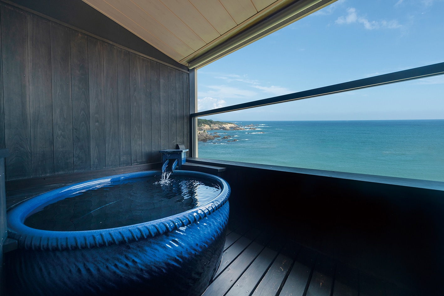 Room 608. Guest room with semi-open-air bath