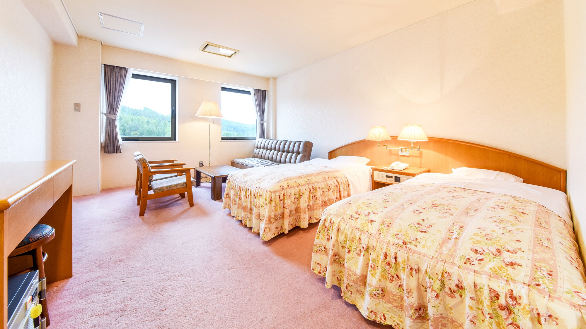 *Western-style room/Please relax in a room with a calm atmosphere.