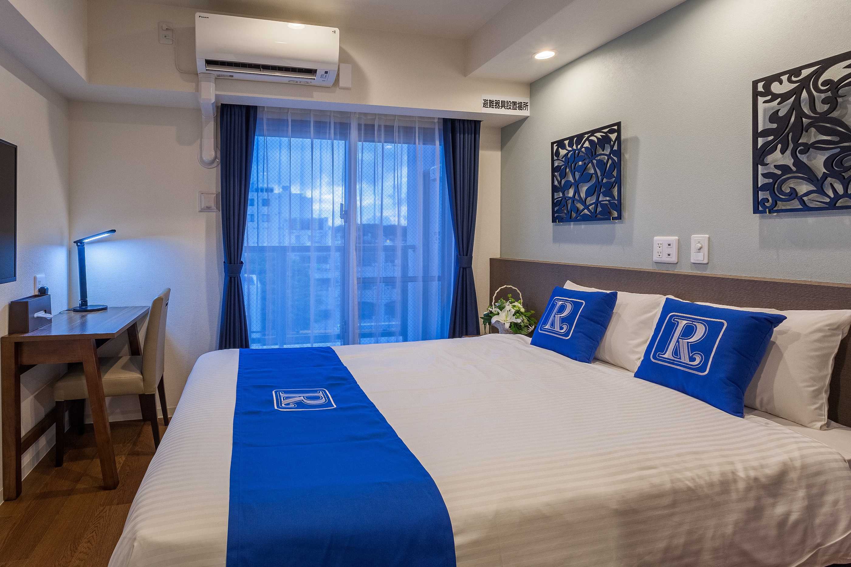 [Premier Hall] Condo Double No Smoking