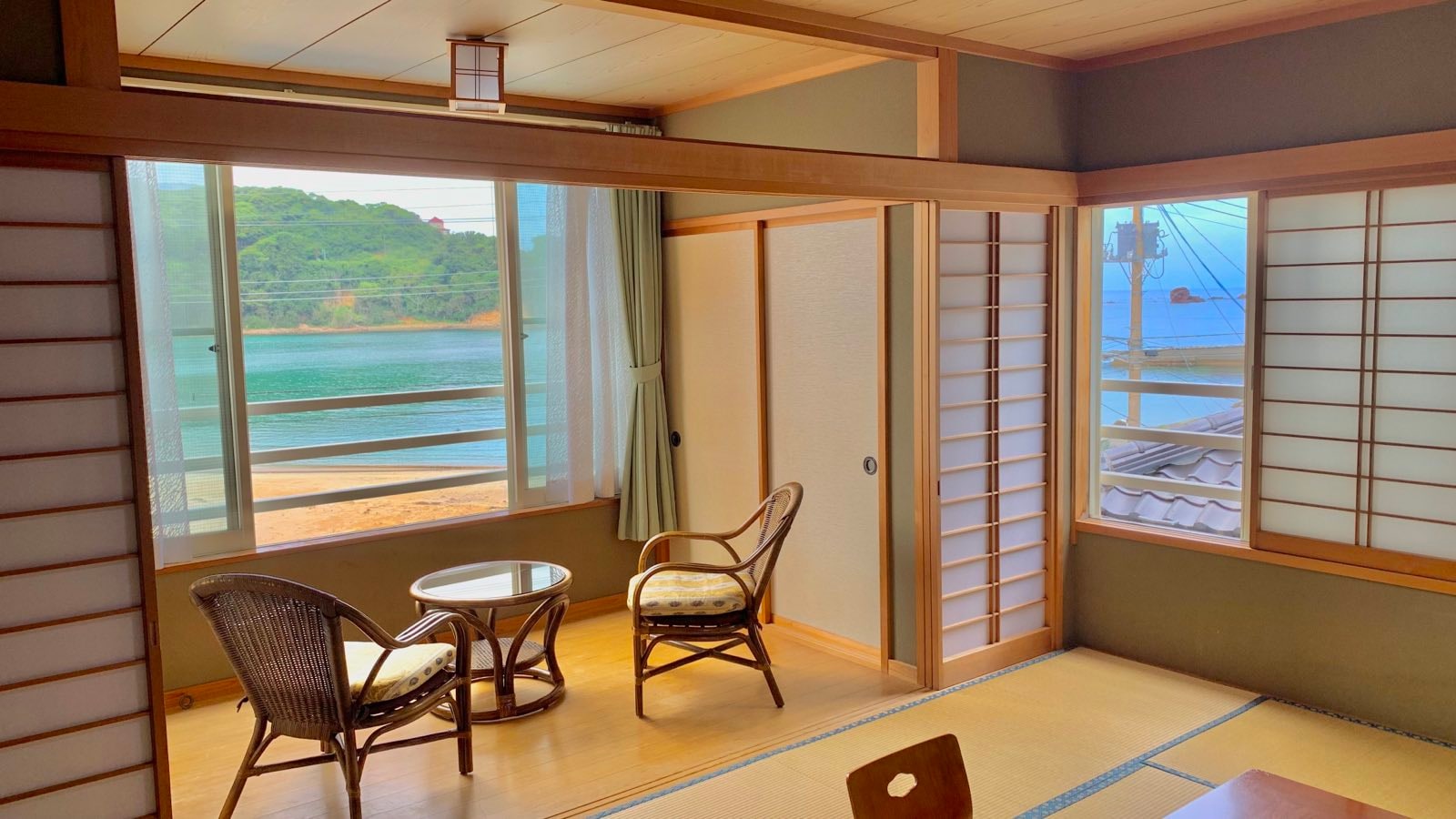 Japanese-style room (20 tatami mats)