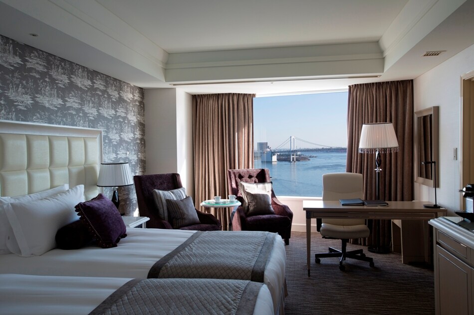 Executive Floor Premium Twin (18th and 19th floors)