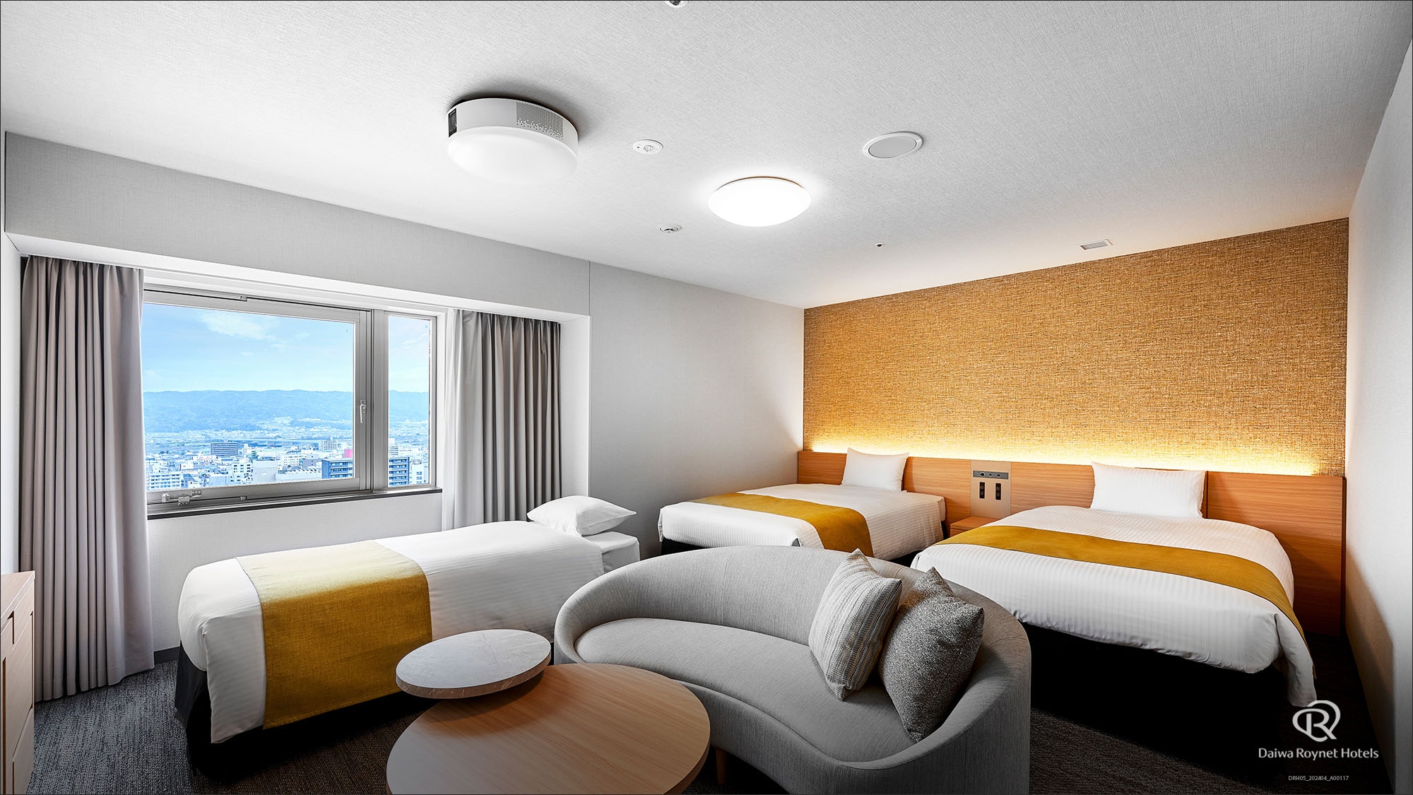 Triple Room (High Floor)