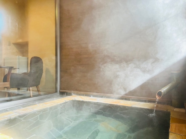 Reopening in January 2024♪ Unlimited soaking in 100% natural hot spring water during your stay!