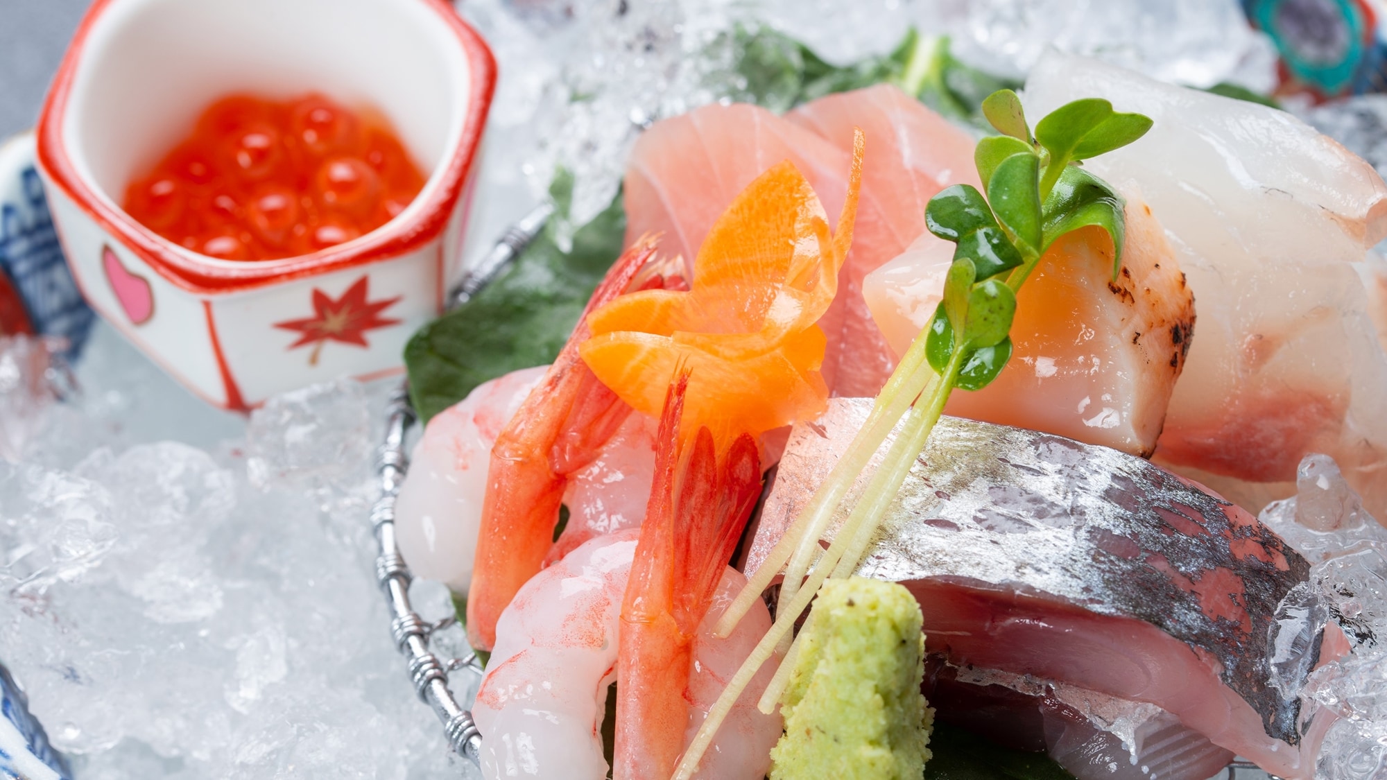 * Supper example / Please enjoy fresh and greasy sashimi.