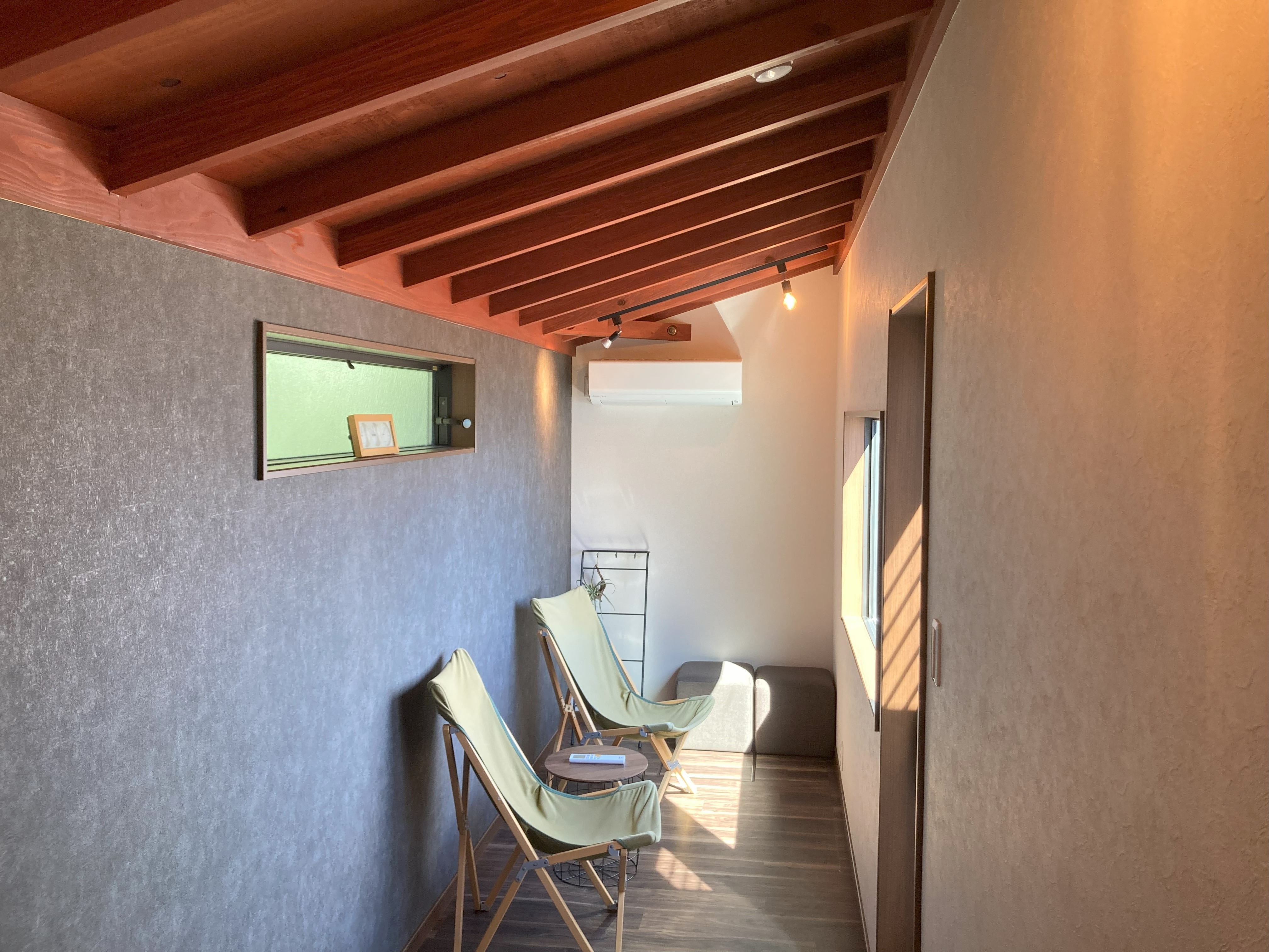Miyakogusa (Japanese-Western style room) Room in front of the terrace