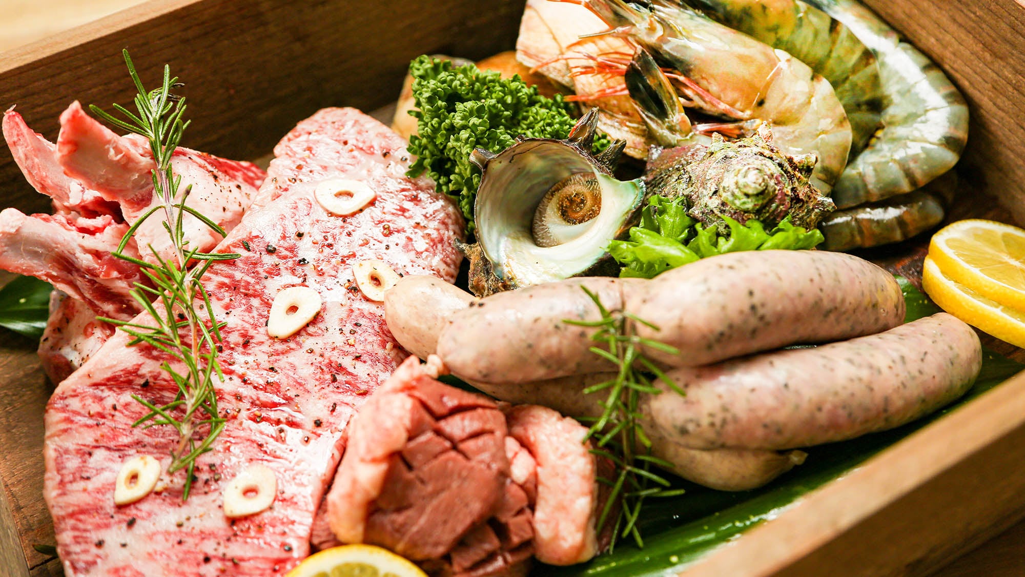 ・[Glamping Gold Dinner] Panggang dan nikmati daging dan makanan laut