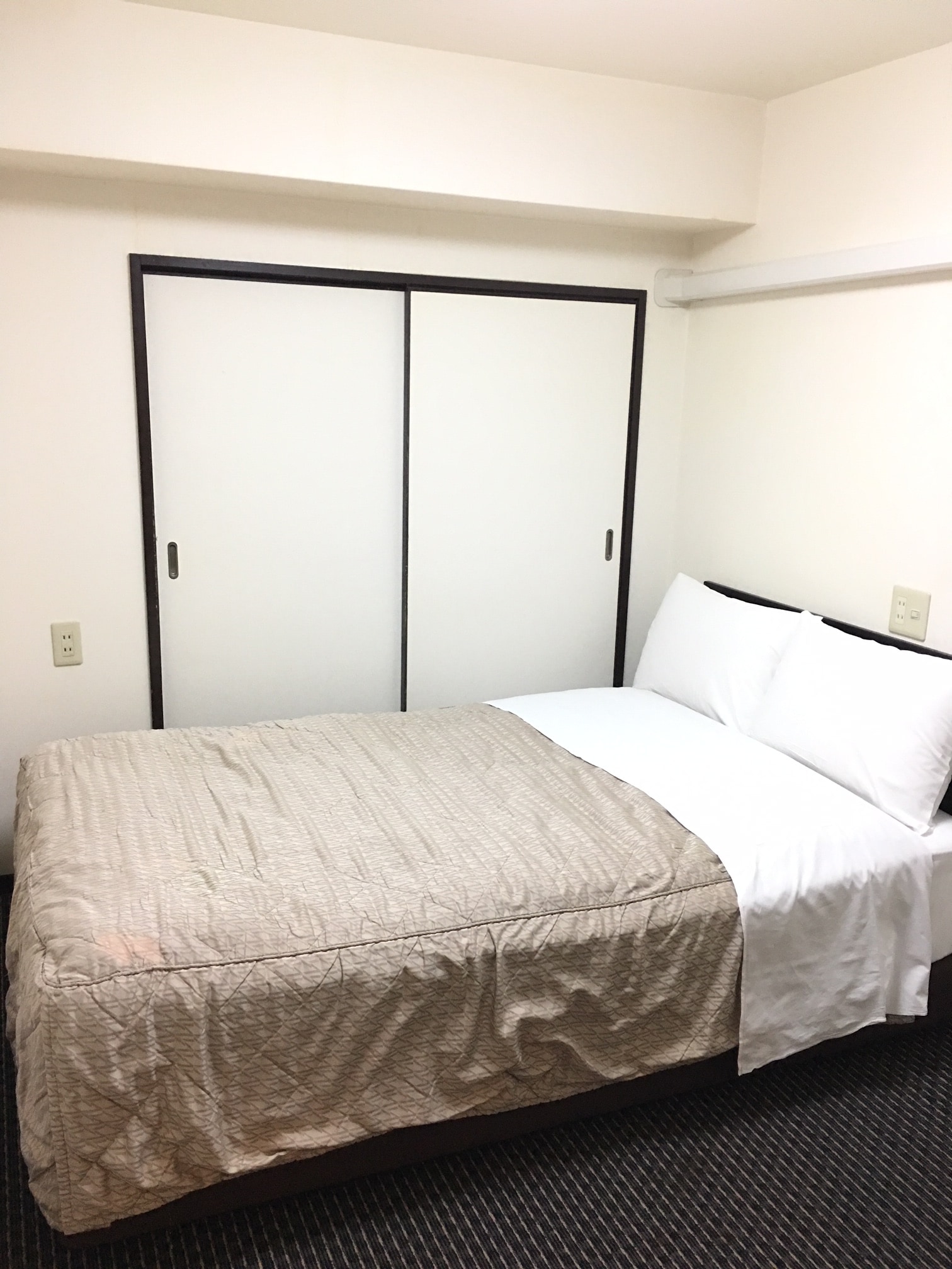 세미 더블 더블 ROOM