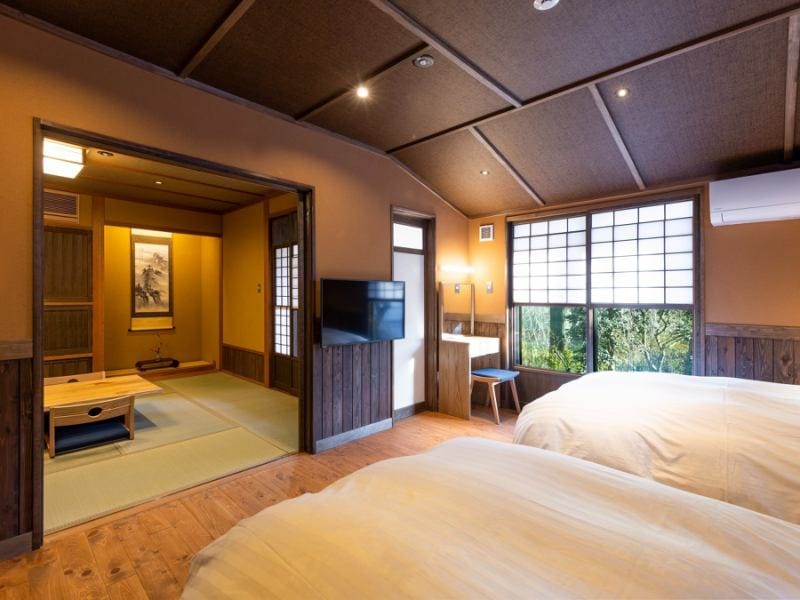 Bedroom (away from WABISUKE)