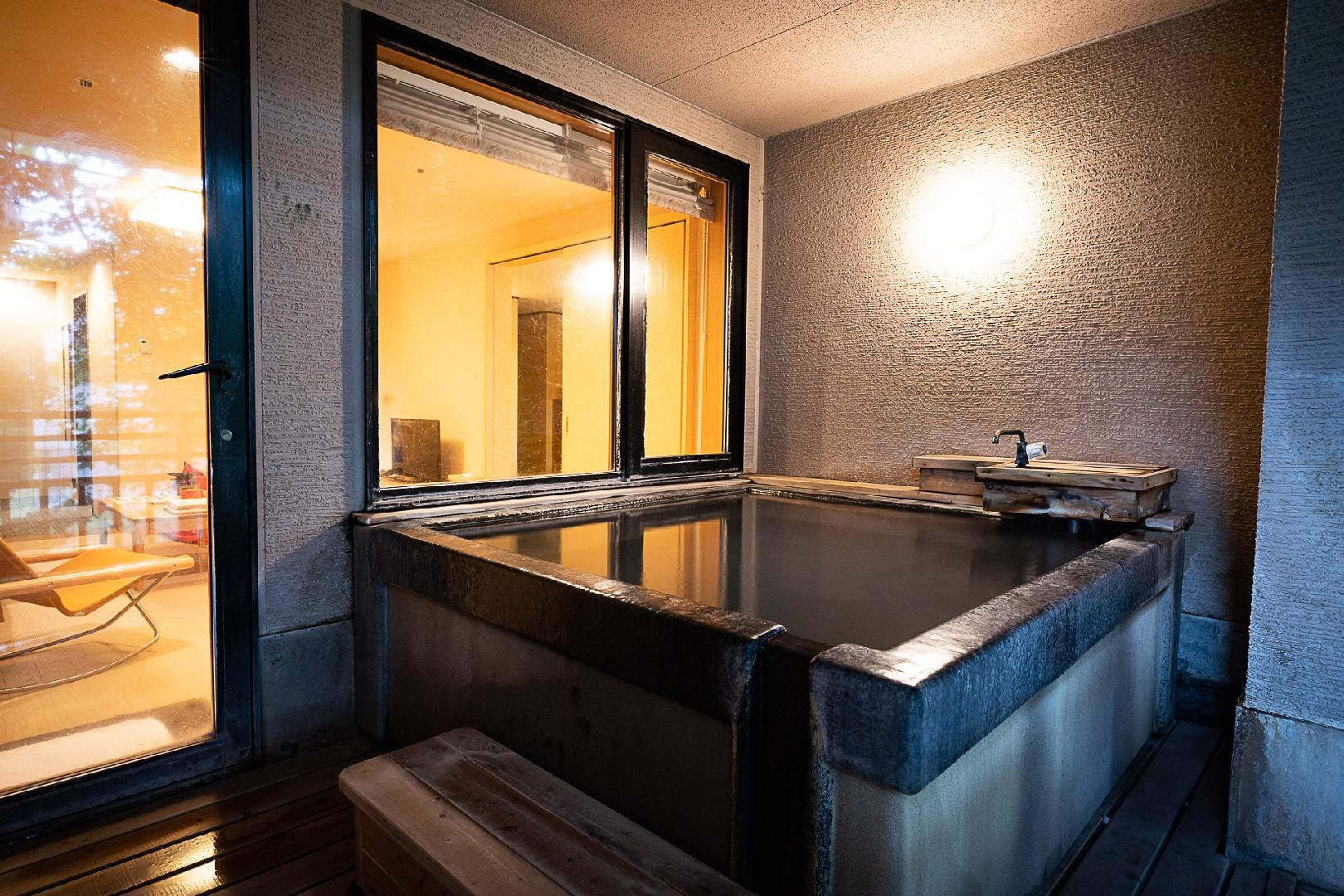 Special room with open-air bath