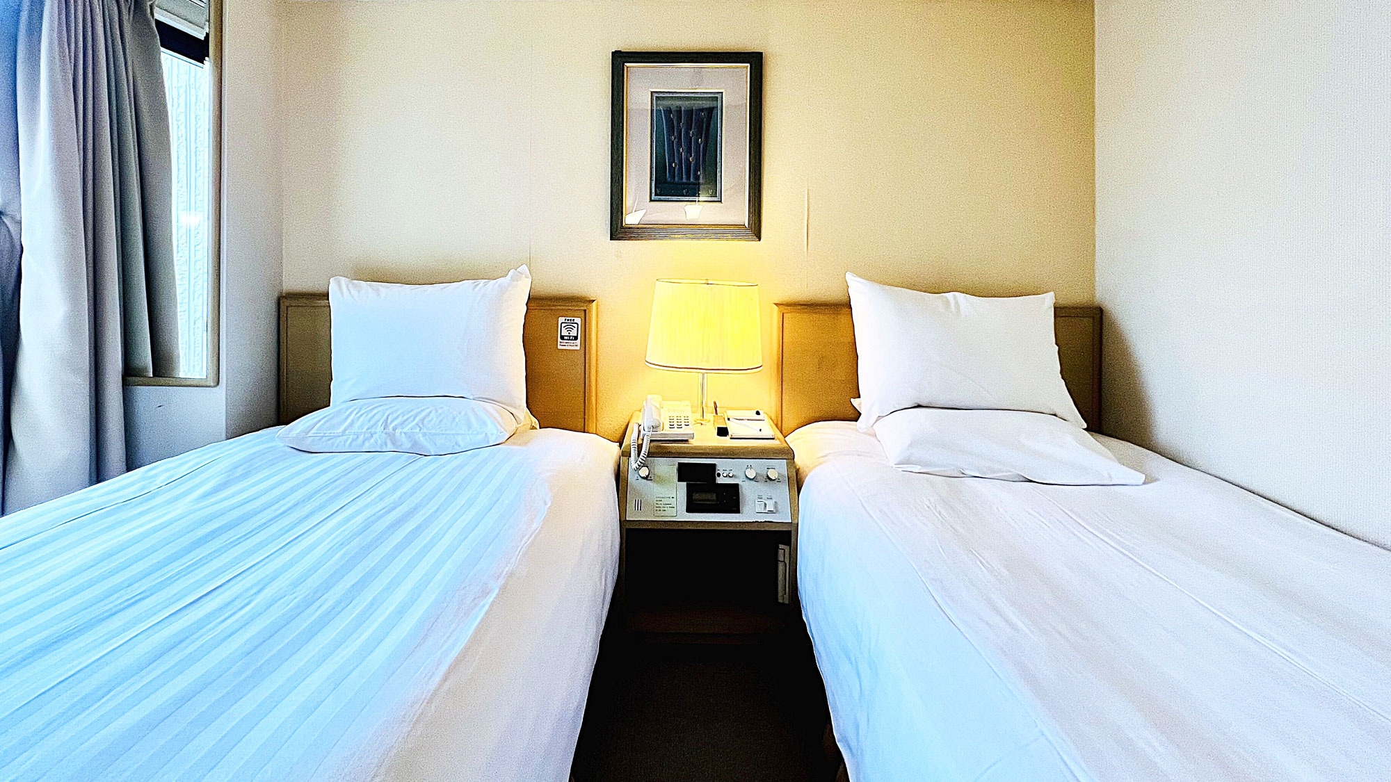 [Kamar Tamu: Kamar Twin Standar untuk Merokok, Tempat Tidur]